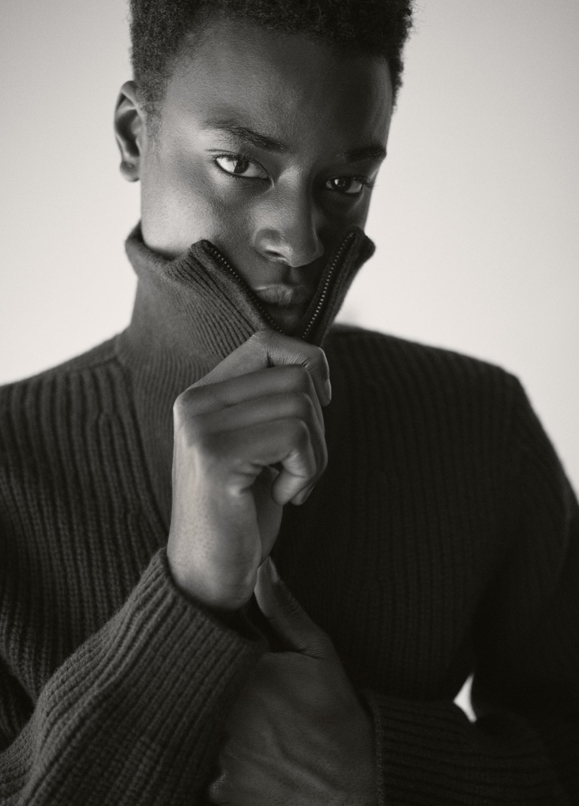 Heirloom Shaker Wool-Cashmere Quarter-Zip Sweater image number 5