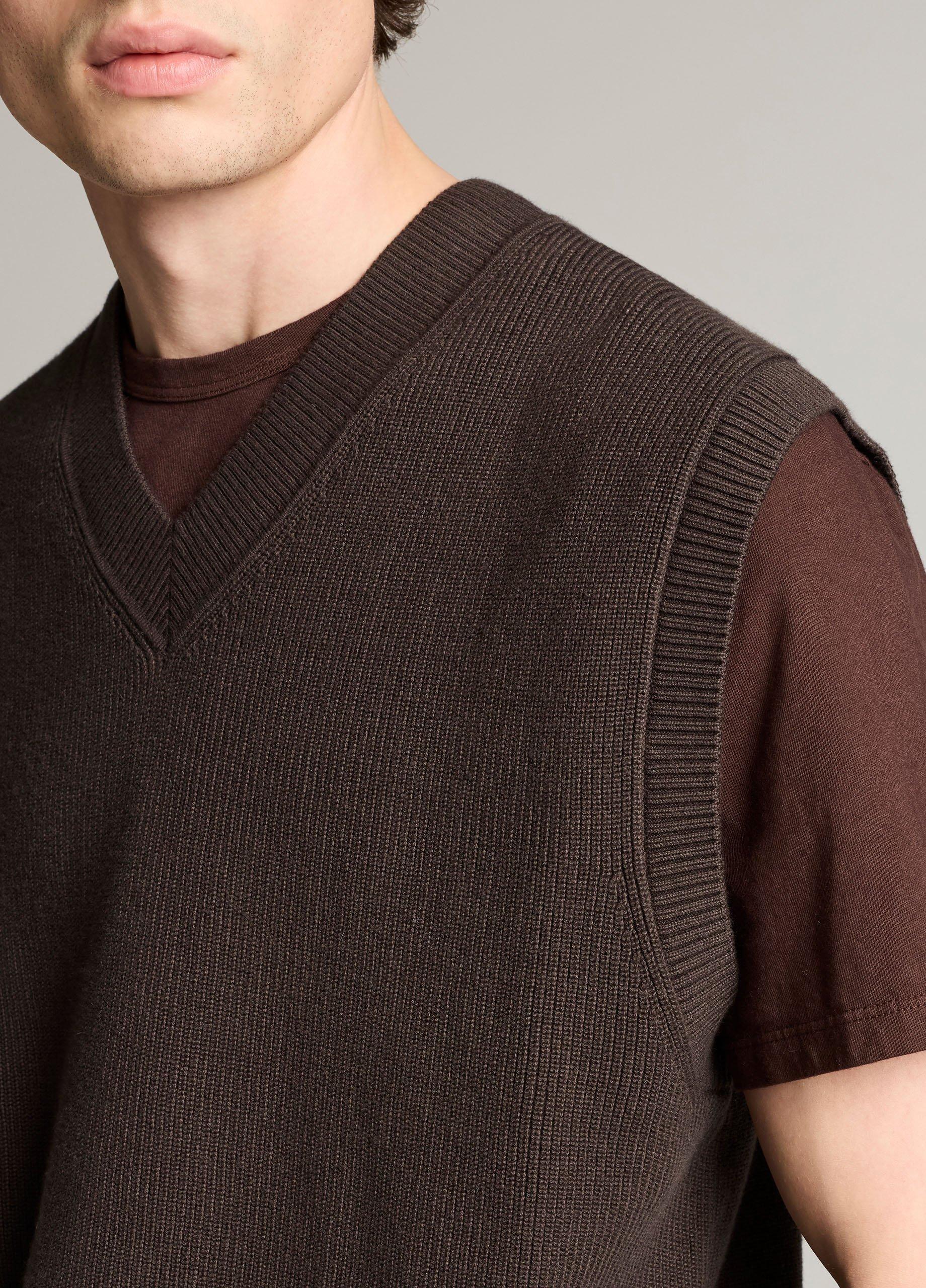 Heirloom Shaker Cotton-Cashmere Sweater Vest image number 1