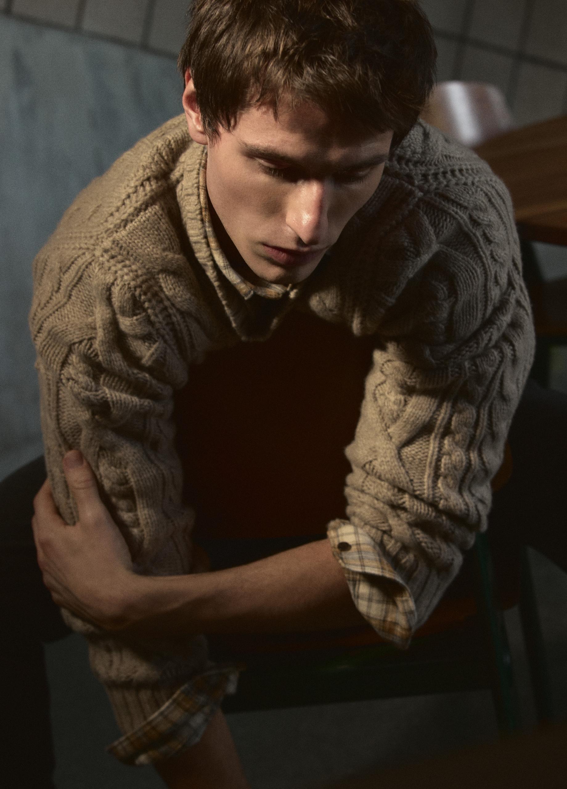 Mega Cable Extrafine Merino Wool-Blend Sweater image number 4