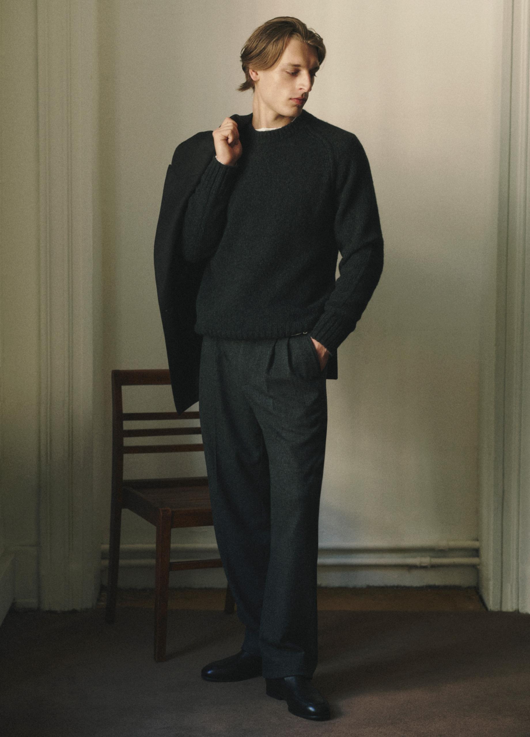 Wool & Alpaca-Blend Saddle-Shoulder Sweater image number 4
