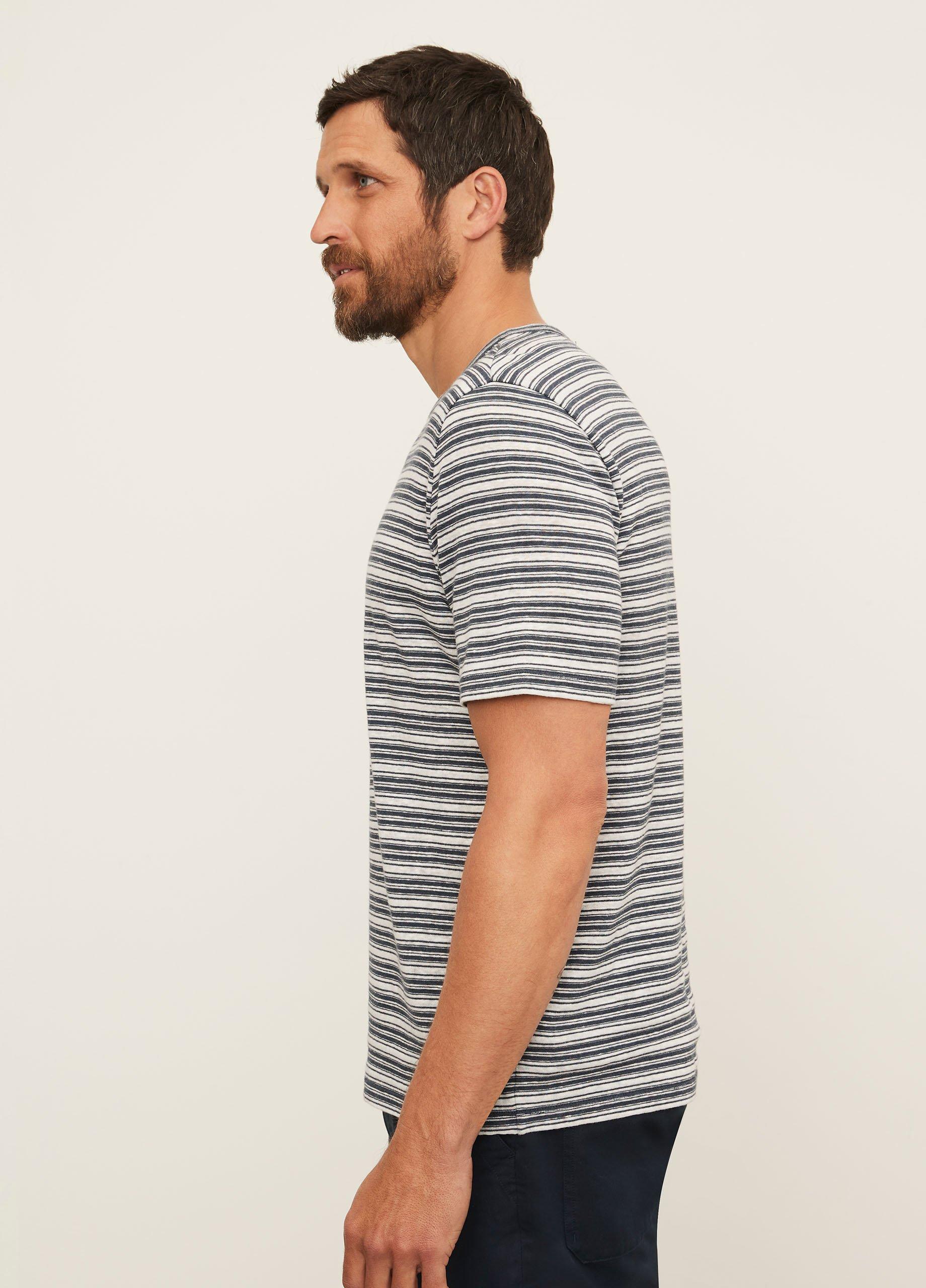 Variegated Stripe Short Sleeve Crew Neck T-Shirt in Vince Products