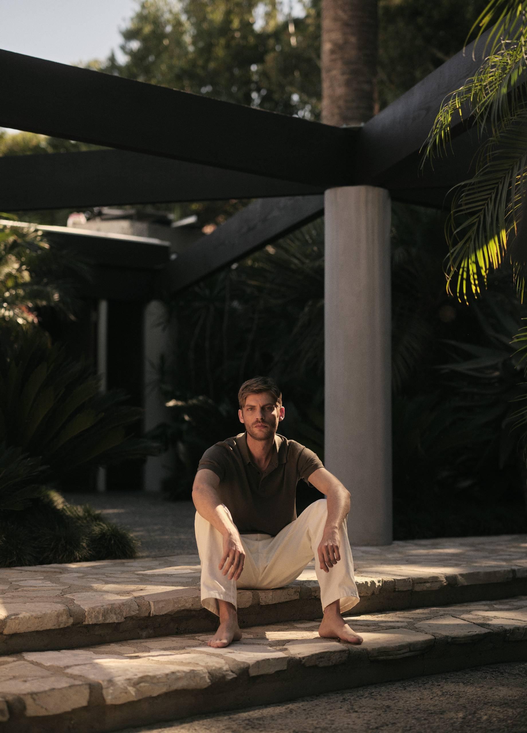 Garment Dye Cotton Polo Shirt image number 4