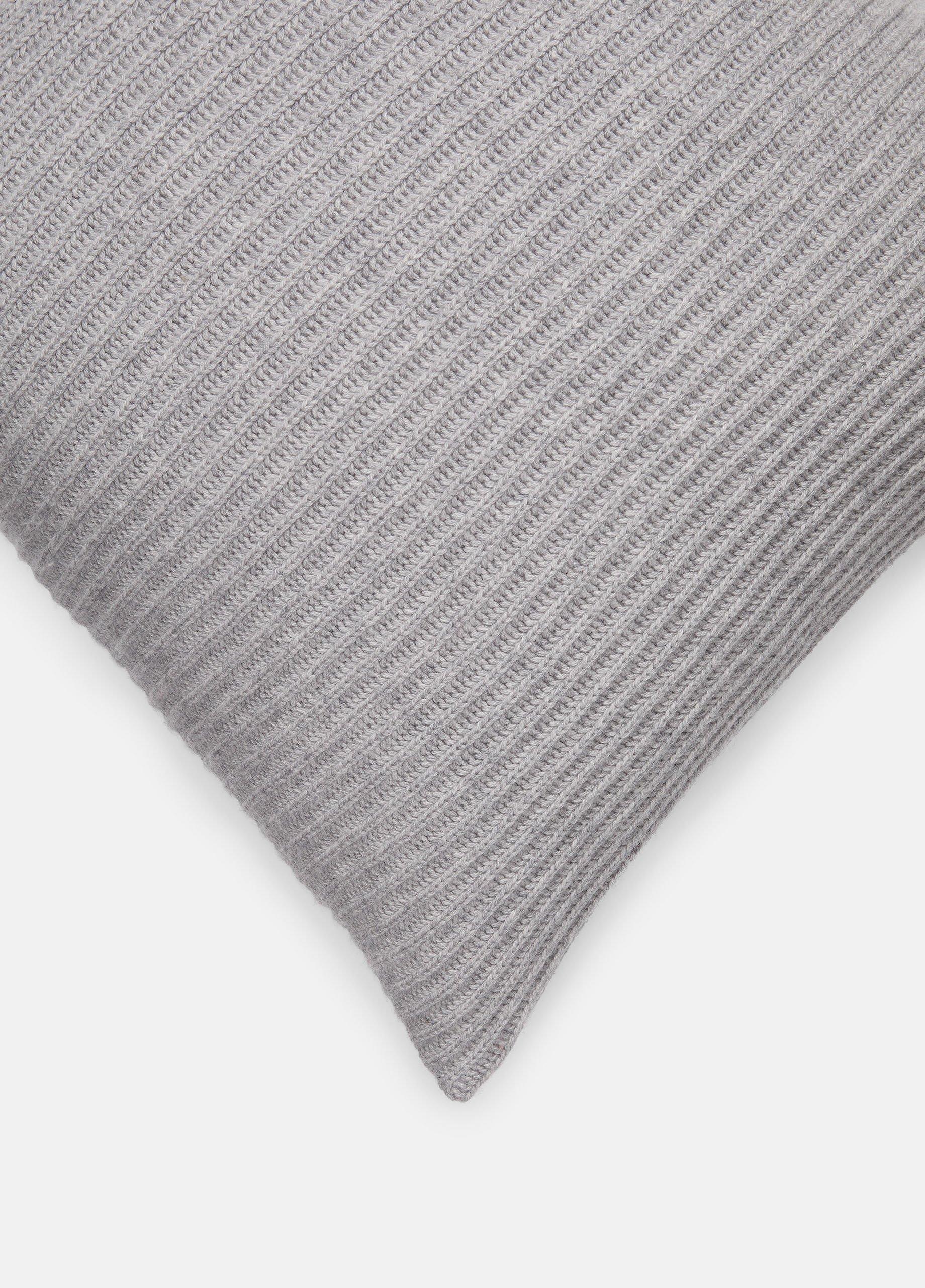 Wool and Cashmere Cardigan-Stitch Pillow image number 1