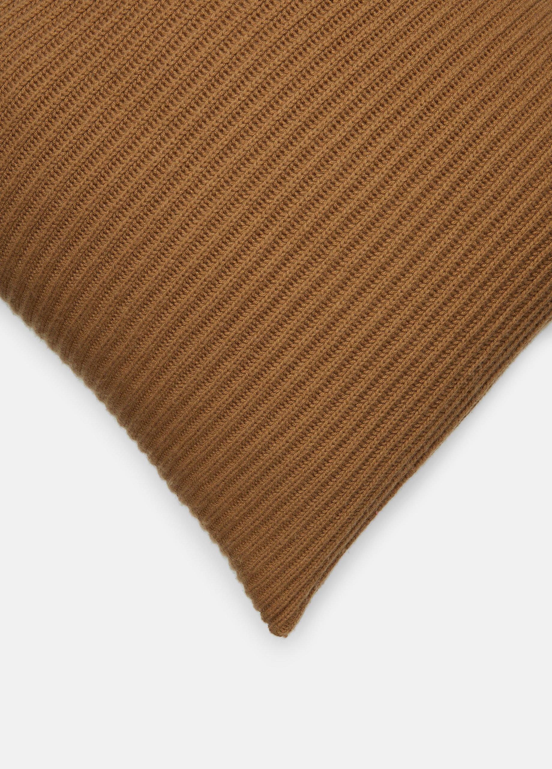 Wool and Cashmere Cardigan-Stitch Pillow image number 1