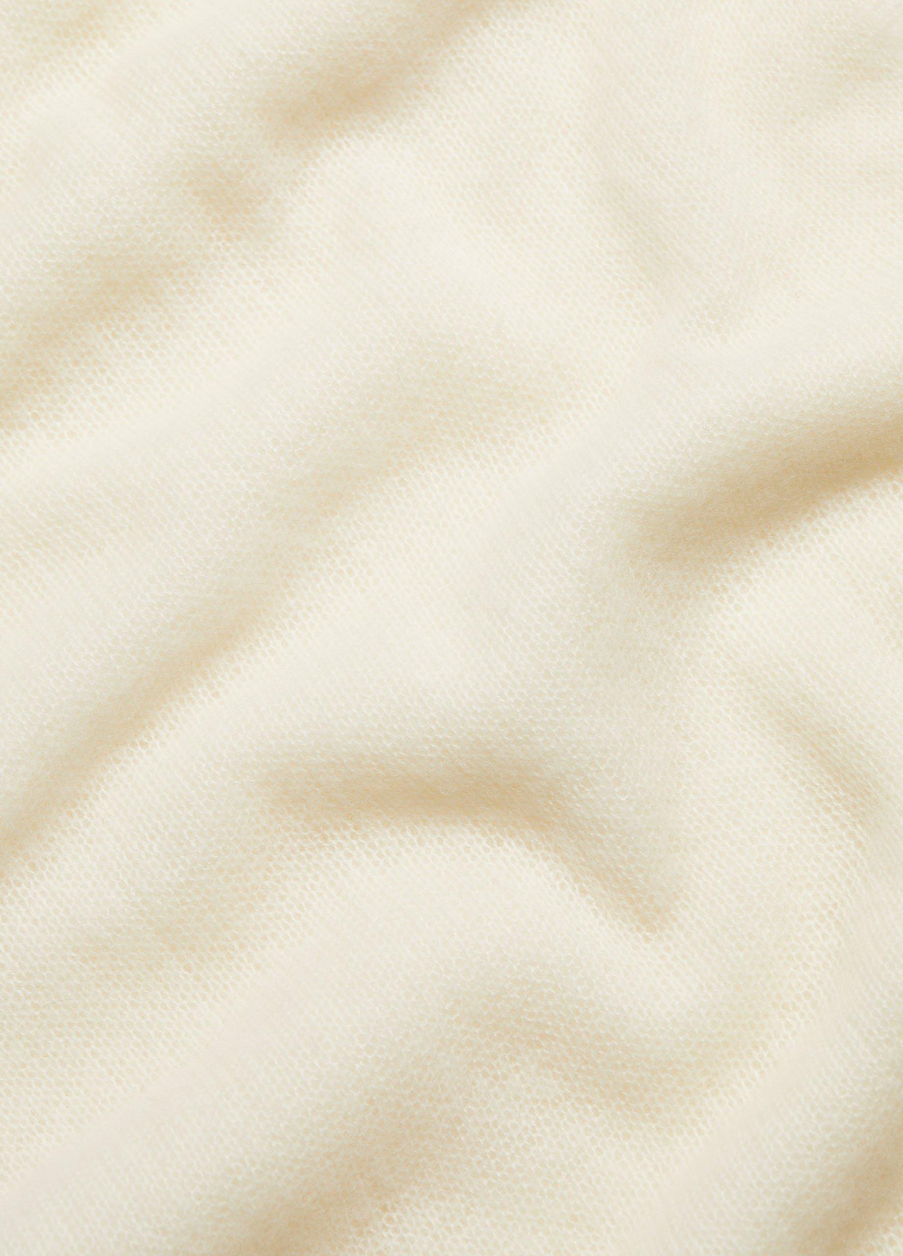 Featherweight Cashmere Travel Wrap image number 1