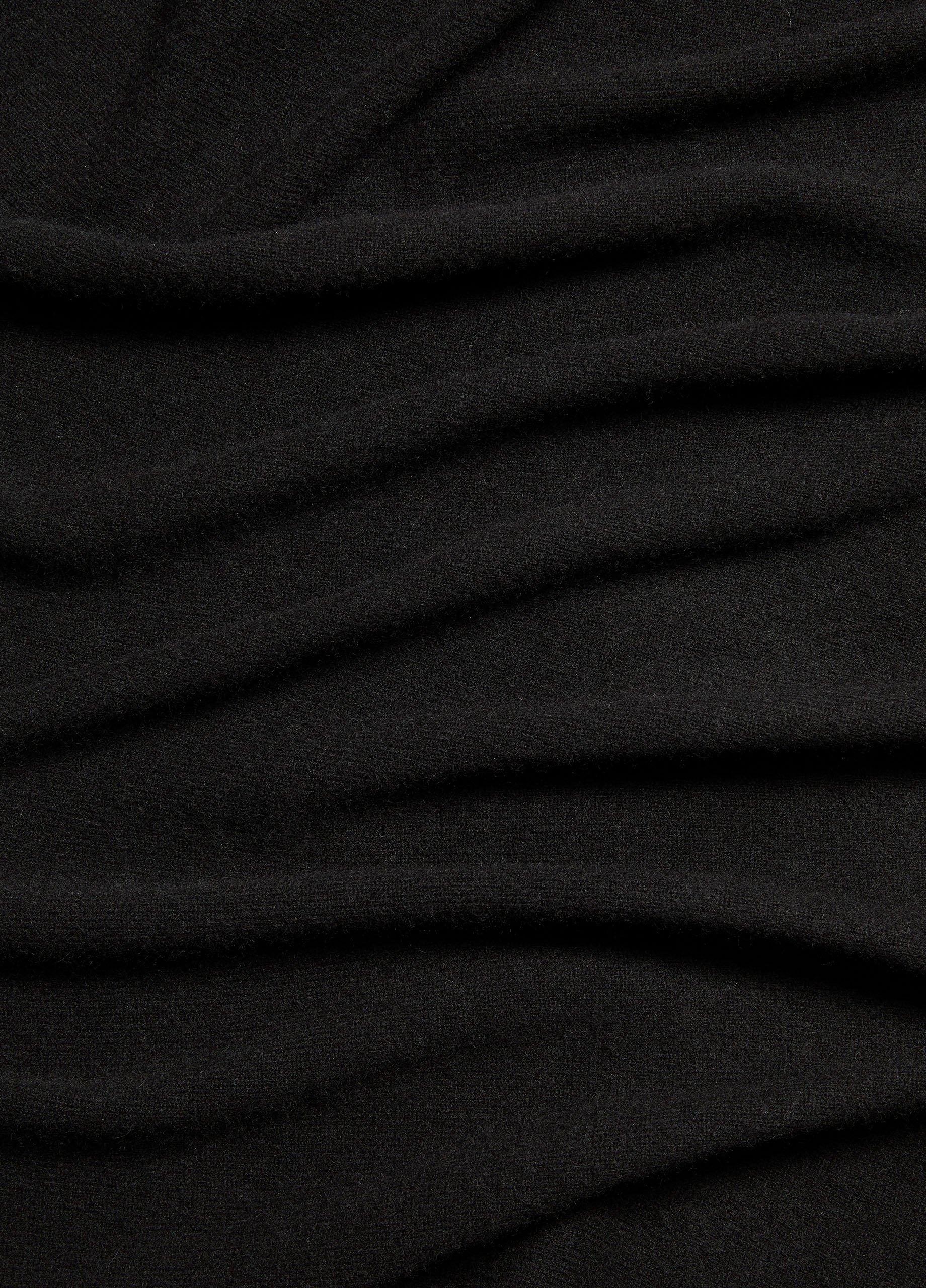 Plush Cashmere Blanket Wrap image number 1