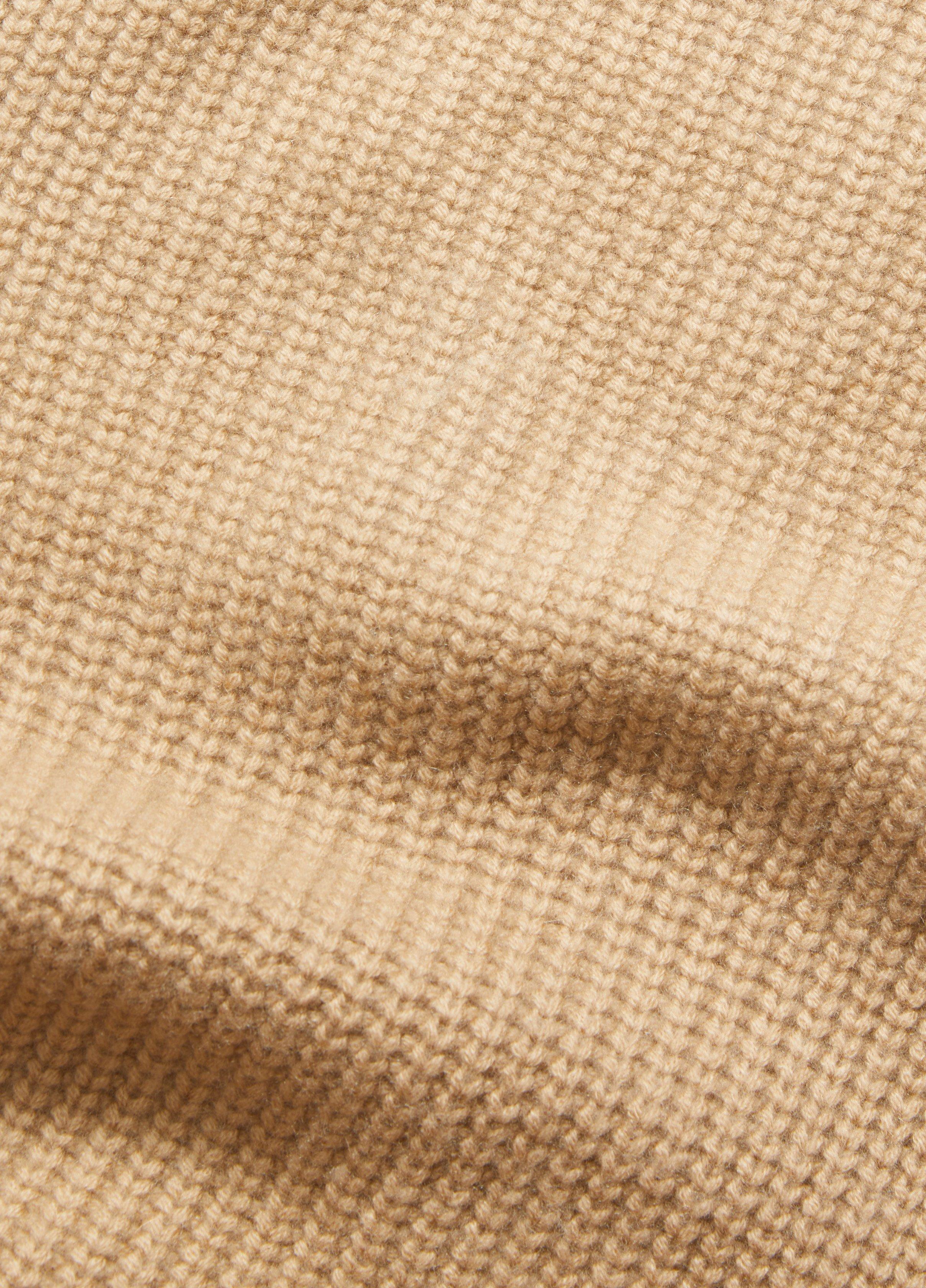 Wool and Cashmere Ribbed Shaker Stitch Scarf image number 1