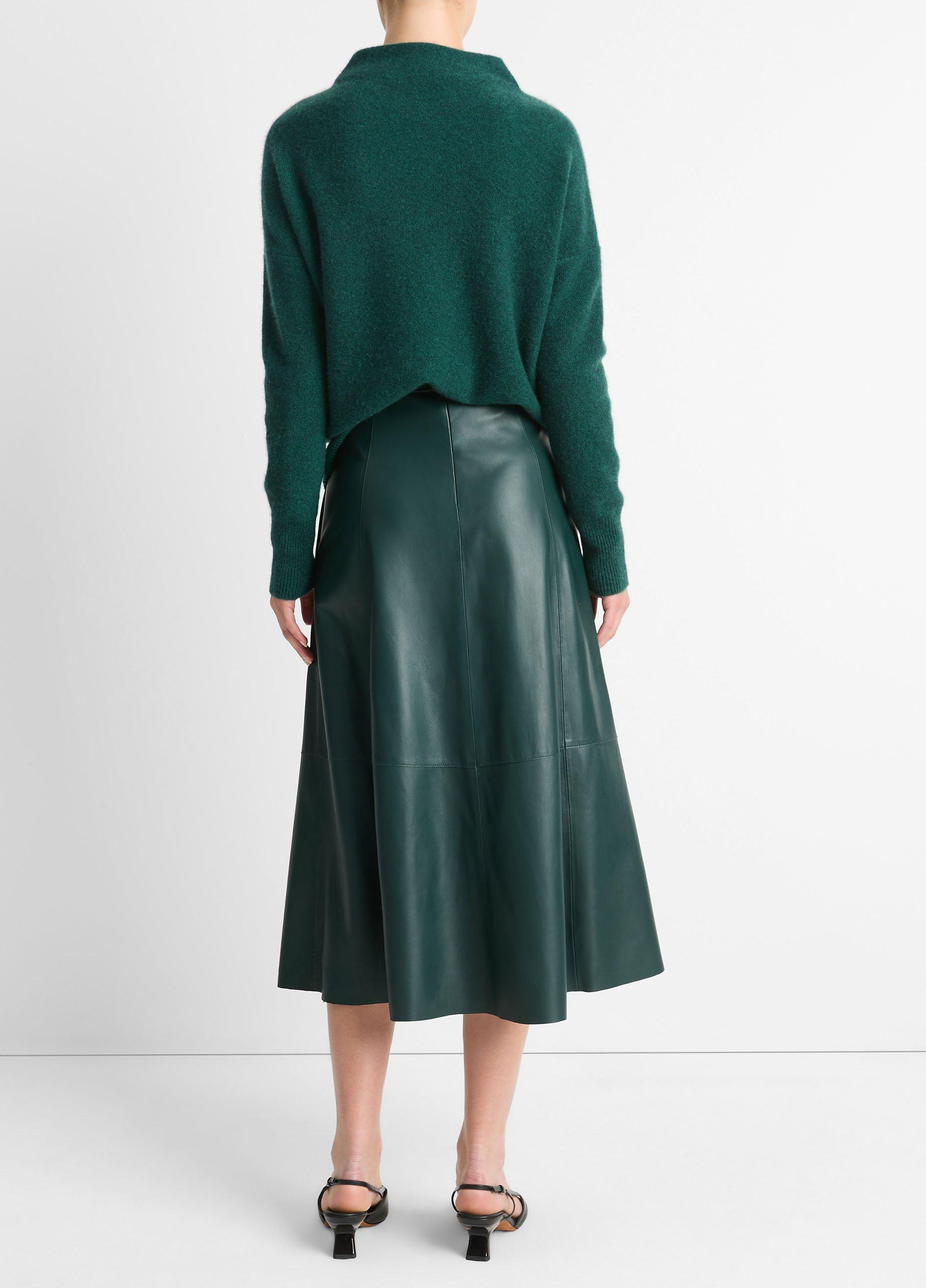 【新品未使用】UND RENEE VELOUR CUTWORK SKIRT(黒) 半額】UND RENEE VELOUR CUTWORK SKIRT