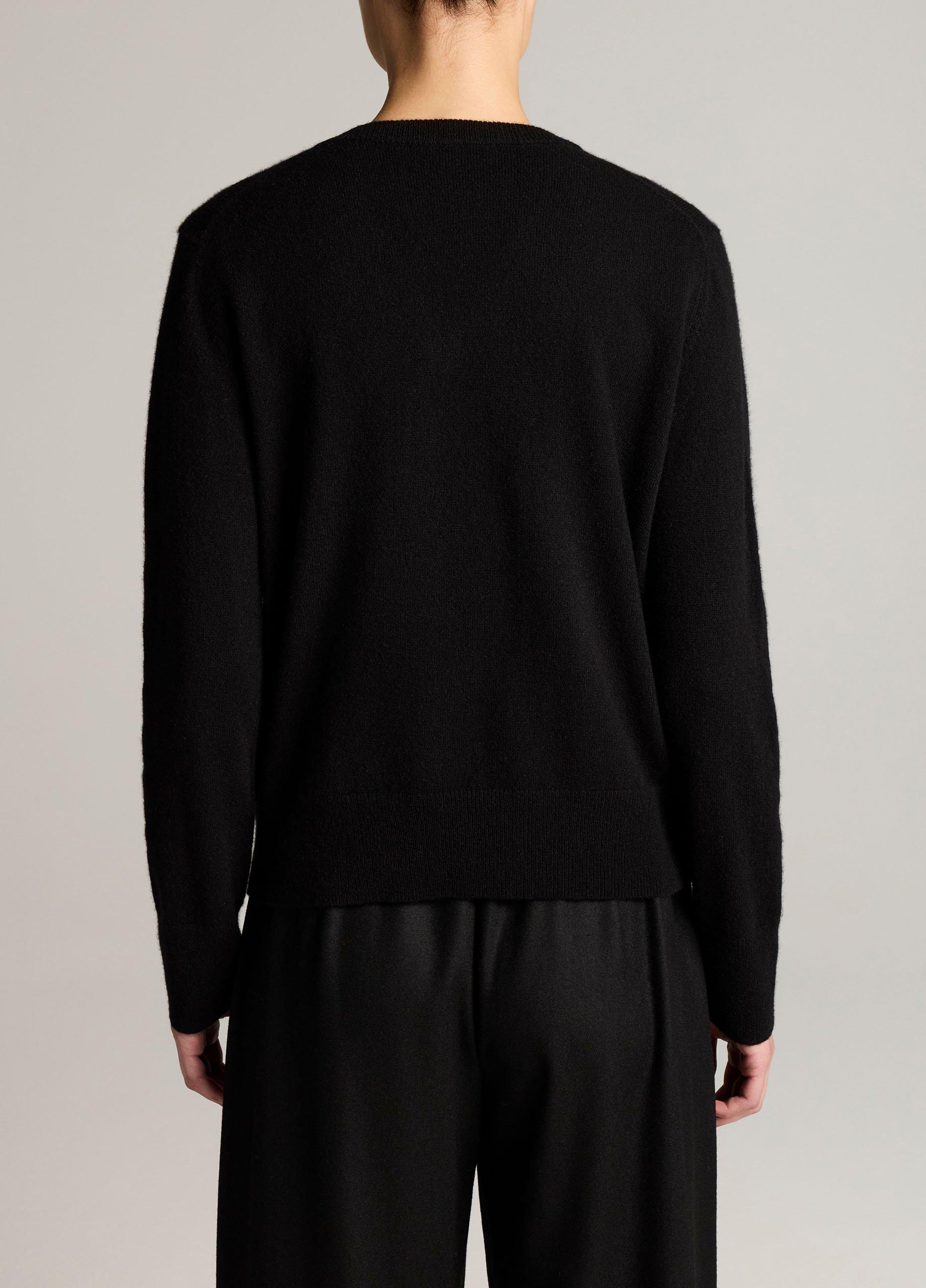 Cashmere Casual V-Neck Sweater image number 2