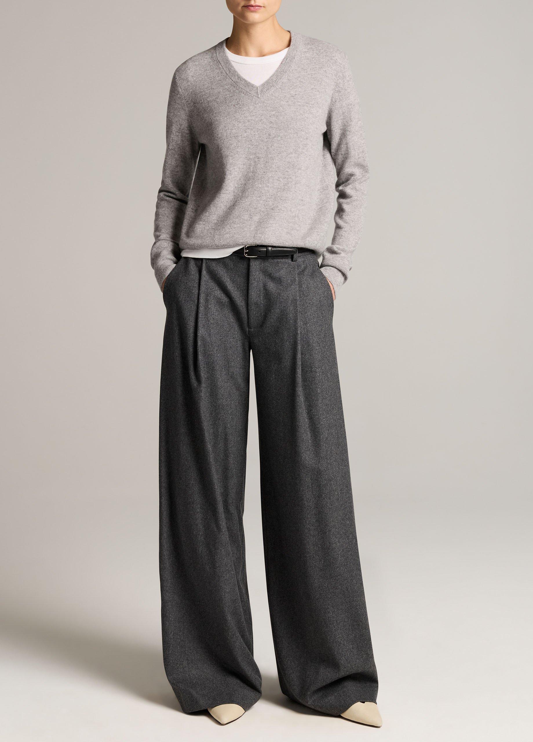 Cashmere Casual V-Neck Sweater image number 3