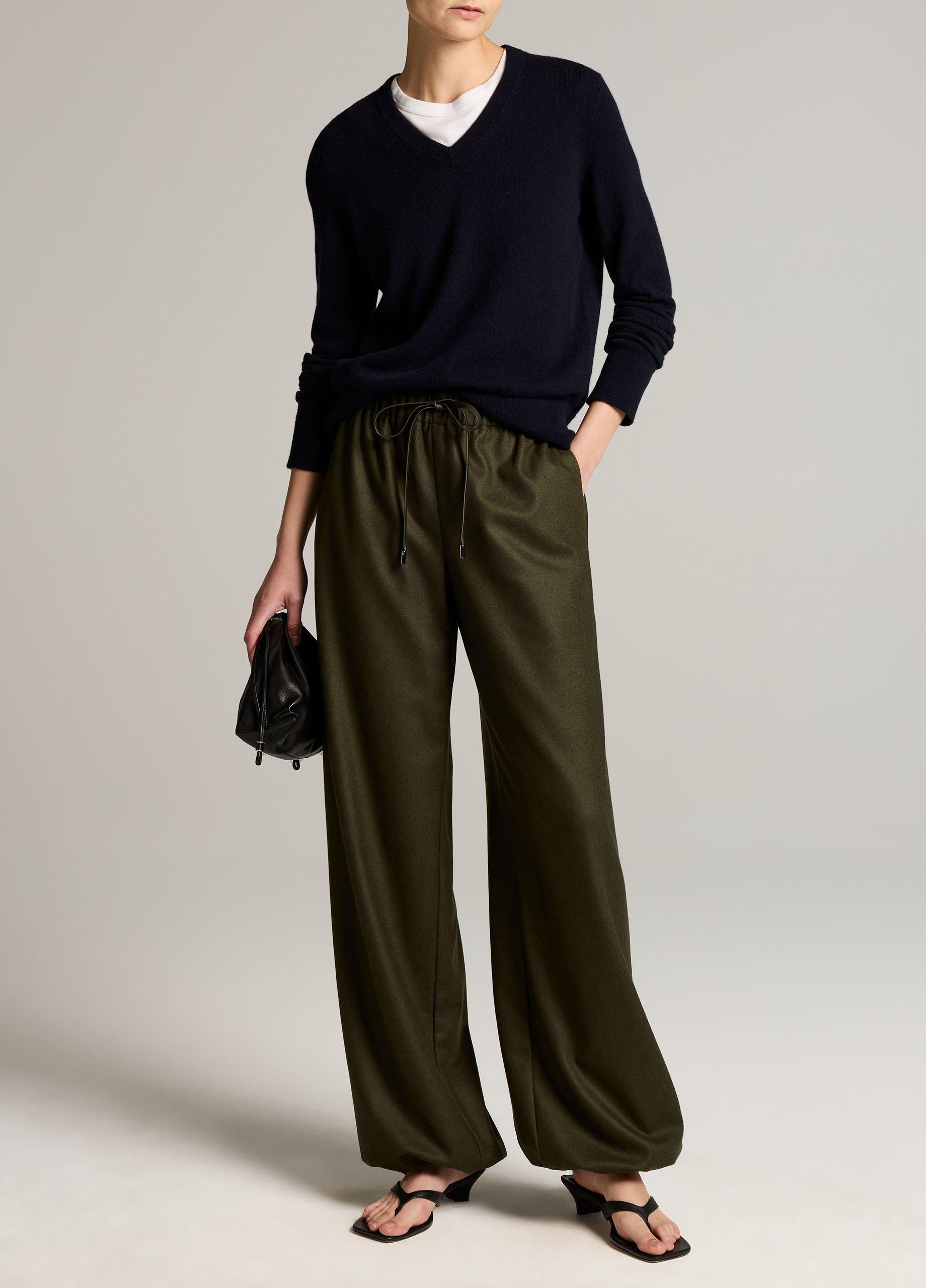 Cashmere Casual V-Neck Sweater image number 3