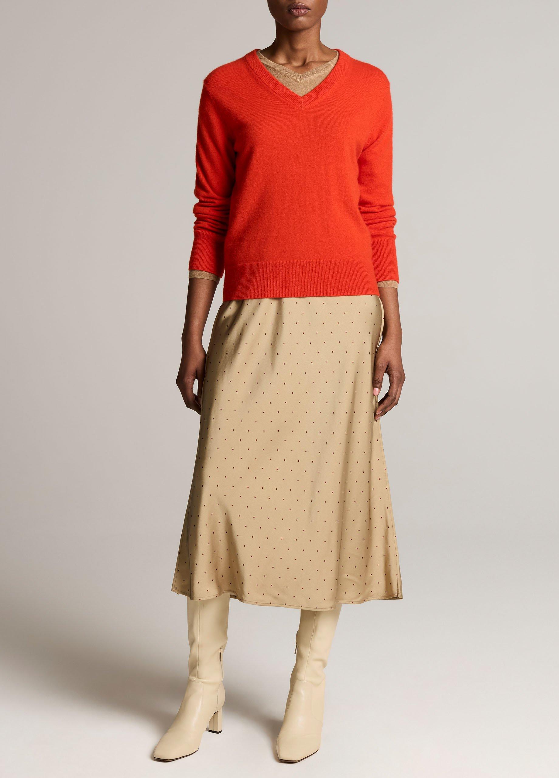 Cashmere Casual V-Neck Sweater image number 3