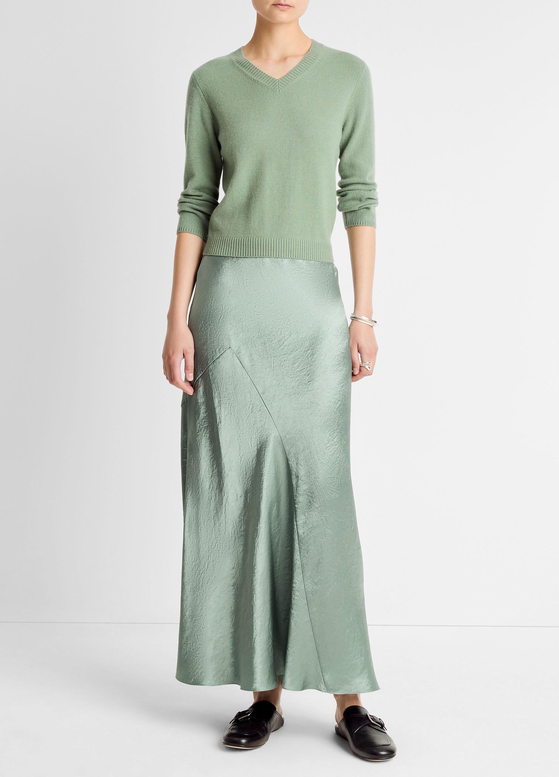 Wool & Cashmere-Blend Three-Quarter-Sleeve V-Neck Sweater image number 3