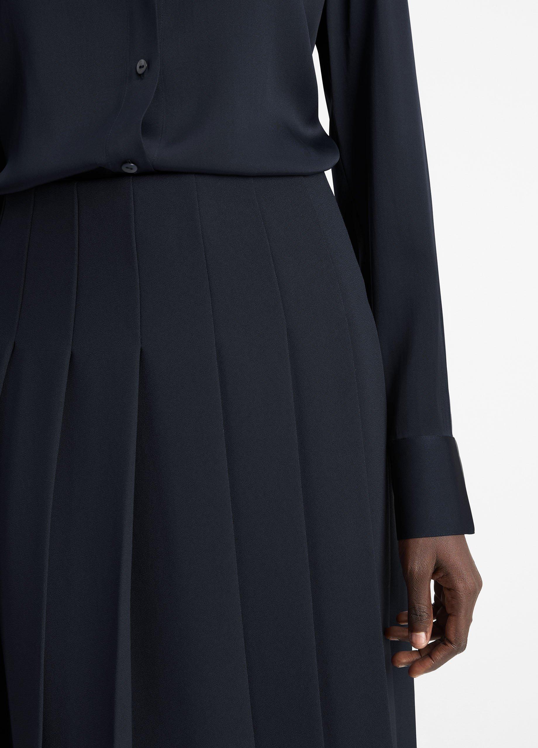 Pleated Crepe Knee Skirt image number 3