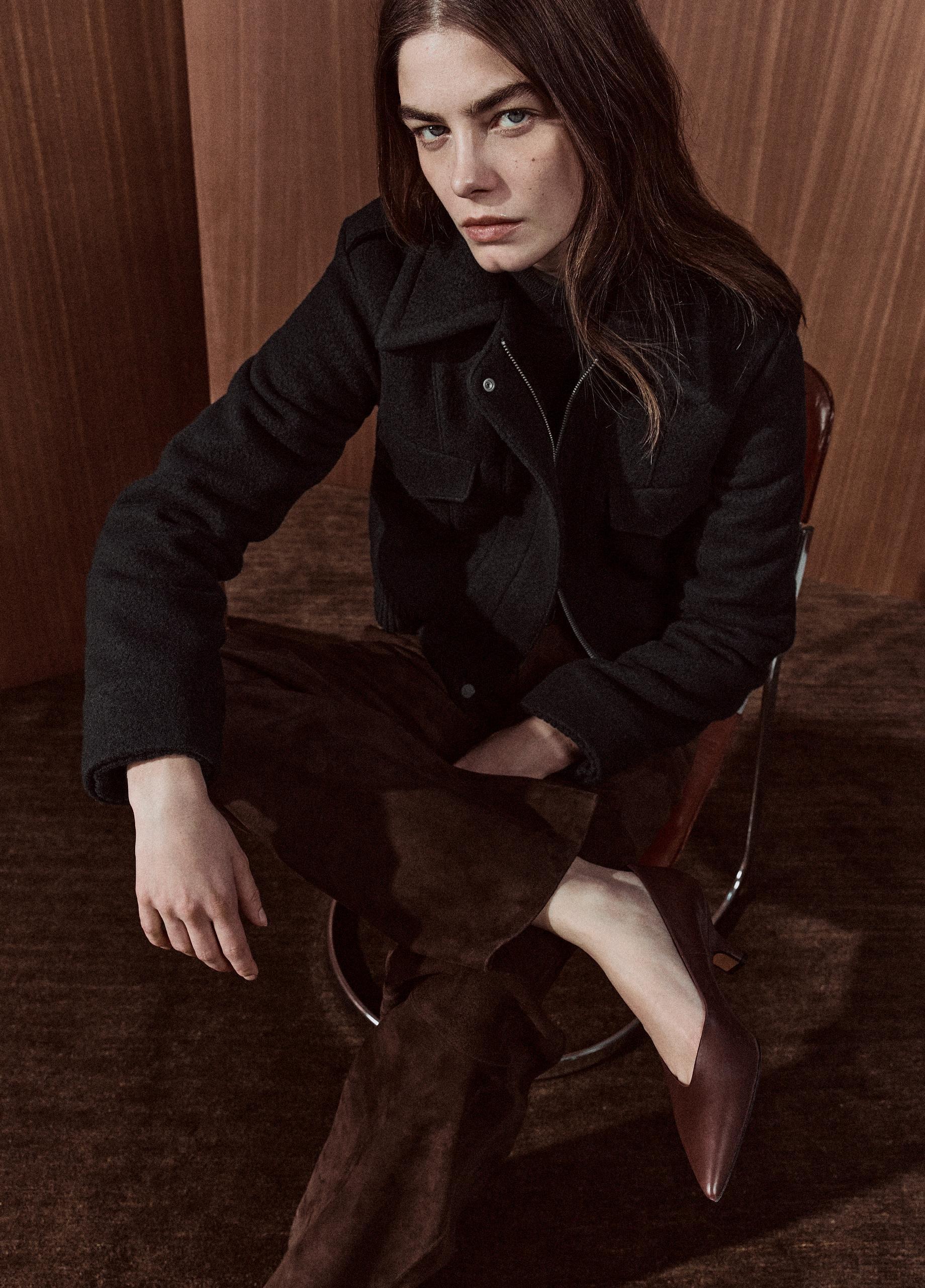 Suede Split-Hem Cropped Pant image number 4