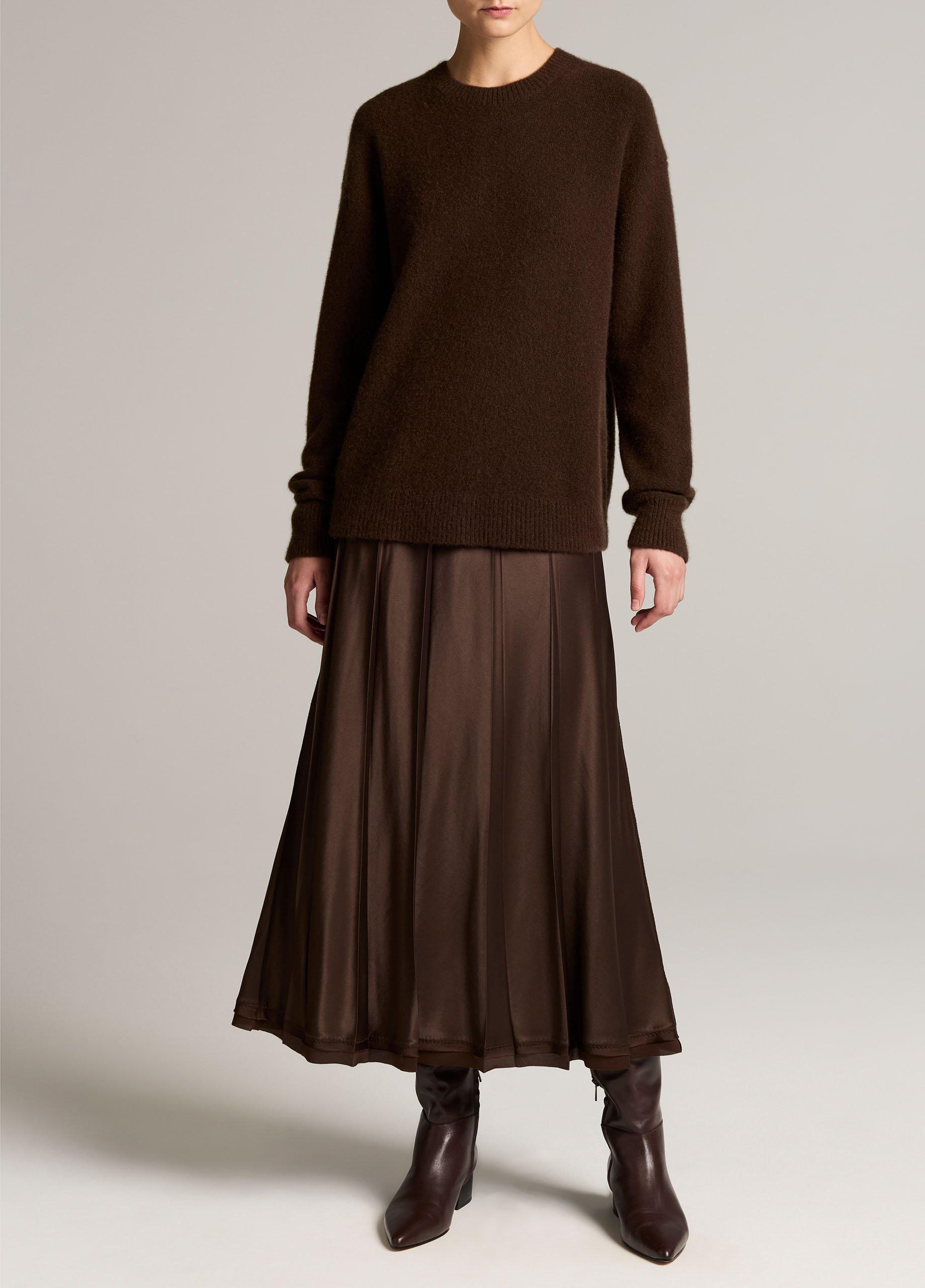 Plush Cashmere Crew Neck Sweater image number 3