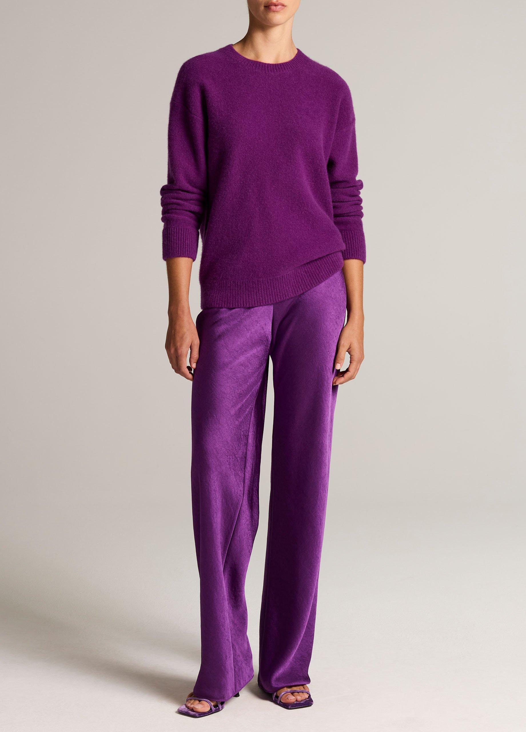 Plush Cashmere Crew Neck Sweater image number 3