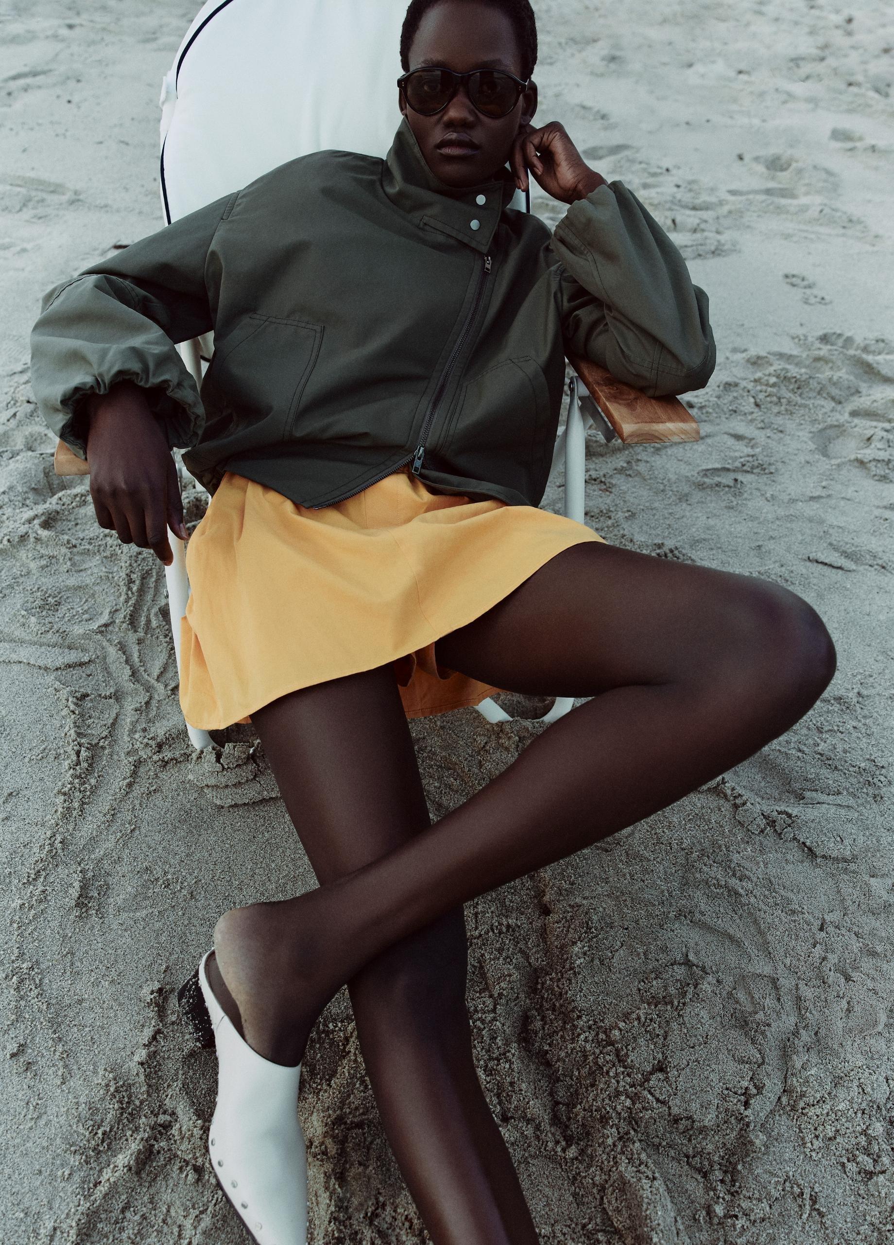 Sculpted Cotton-Blend Parachute Jacket image number 4