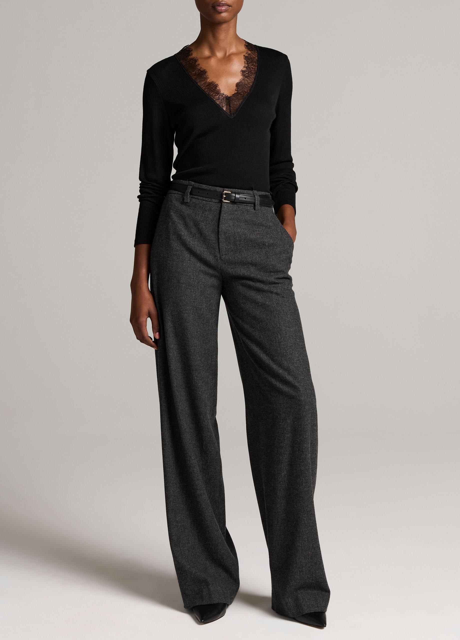 Lace-Trim Ribbed Long-Sleeve V-Neck Top image number 3
