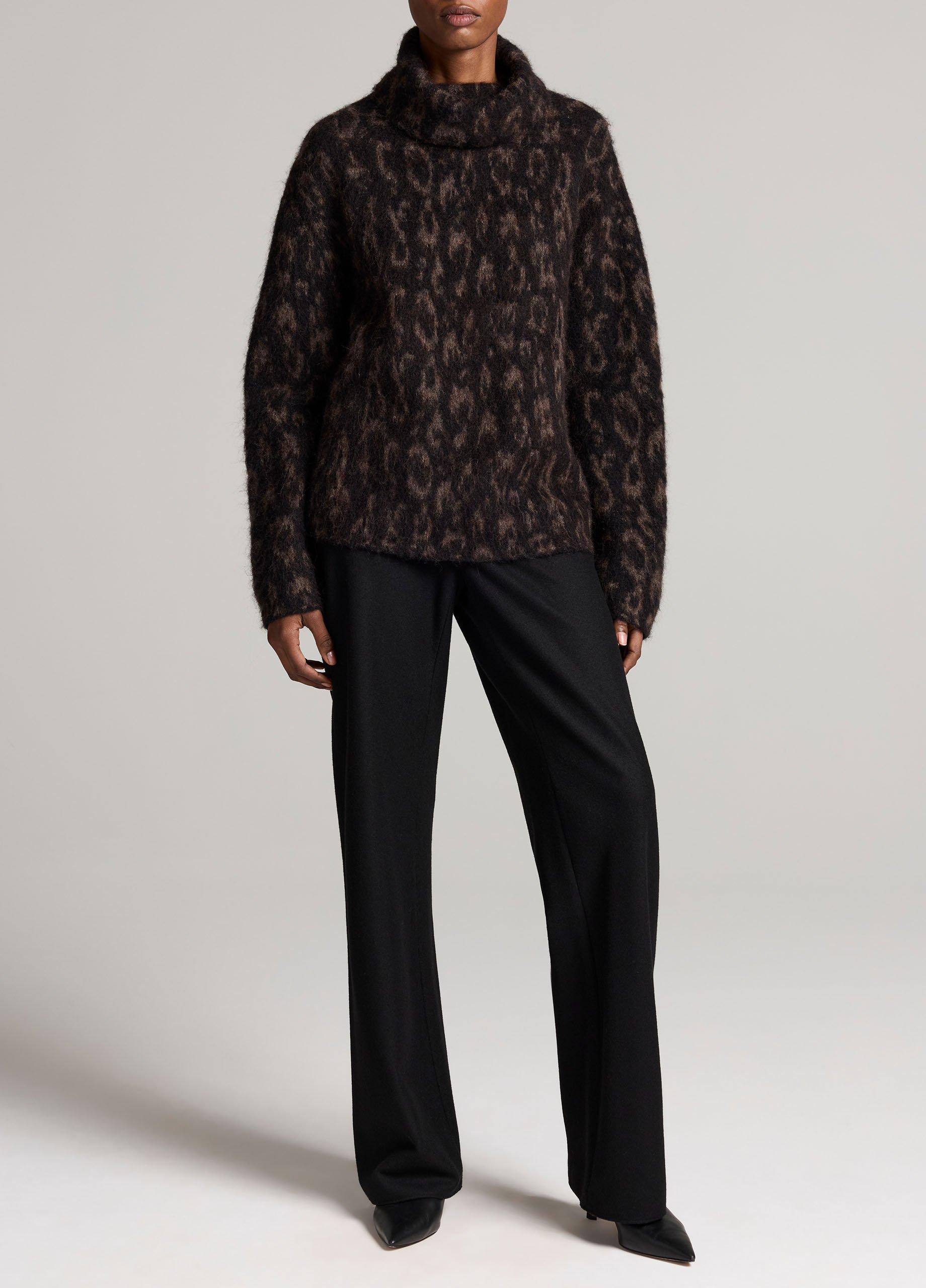 Jacquard Oversized Turtleneck Sweater image number 3