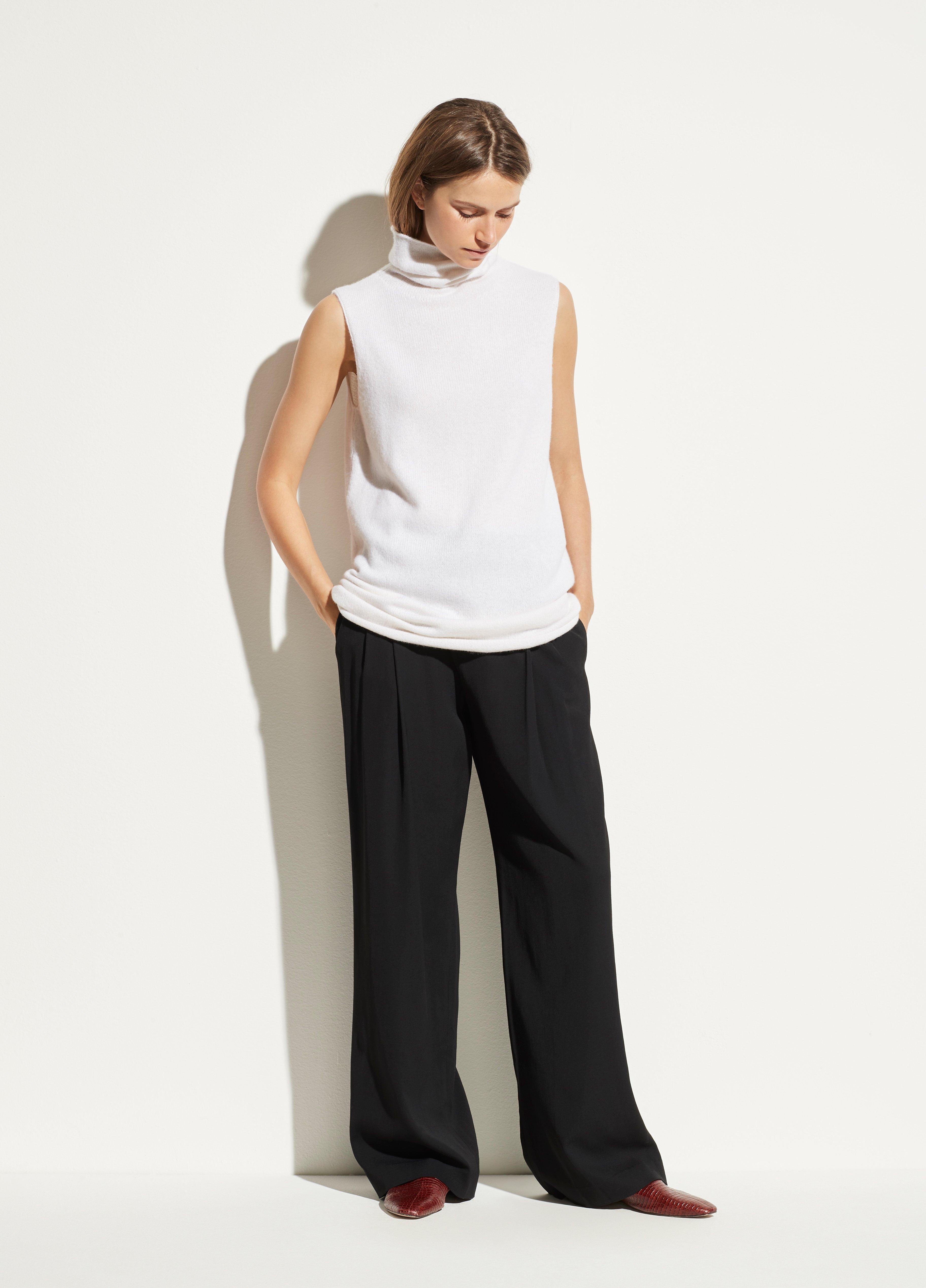 Sleeveless Turtleneck image number 1