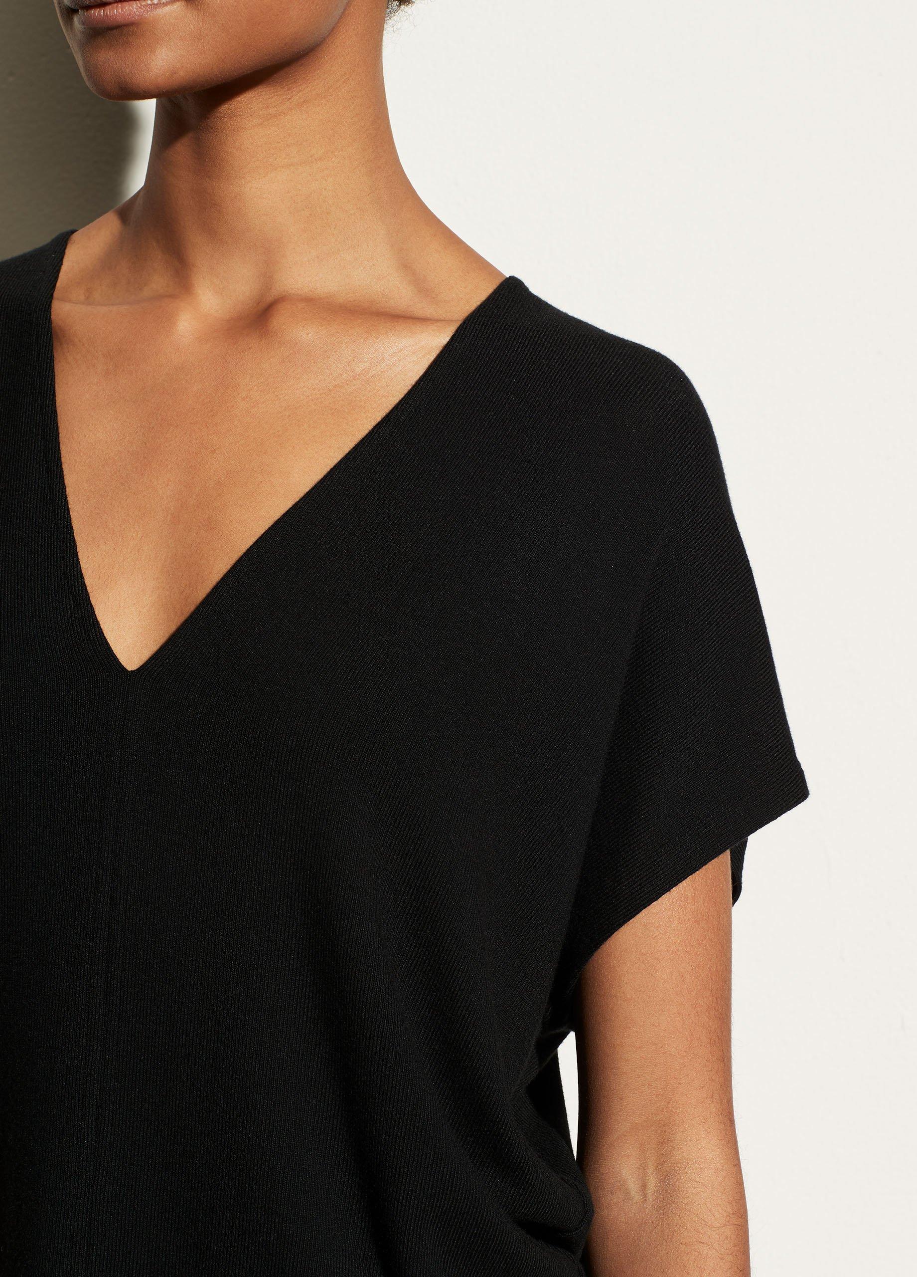 Double V-Neck Popover image number 1