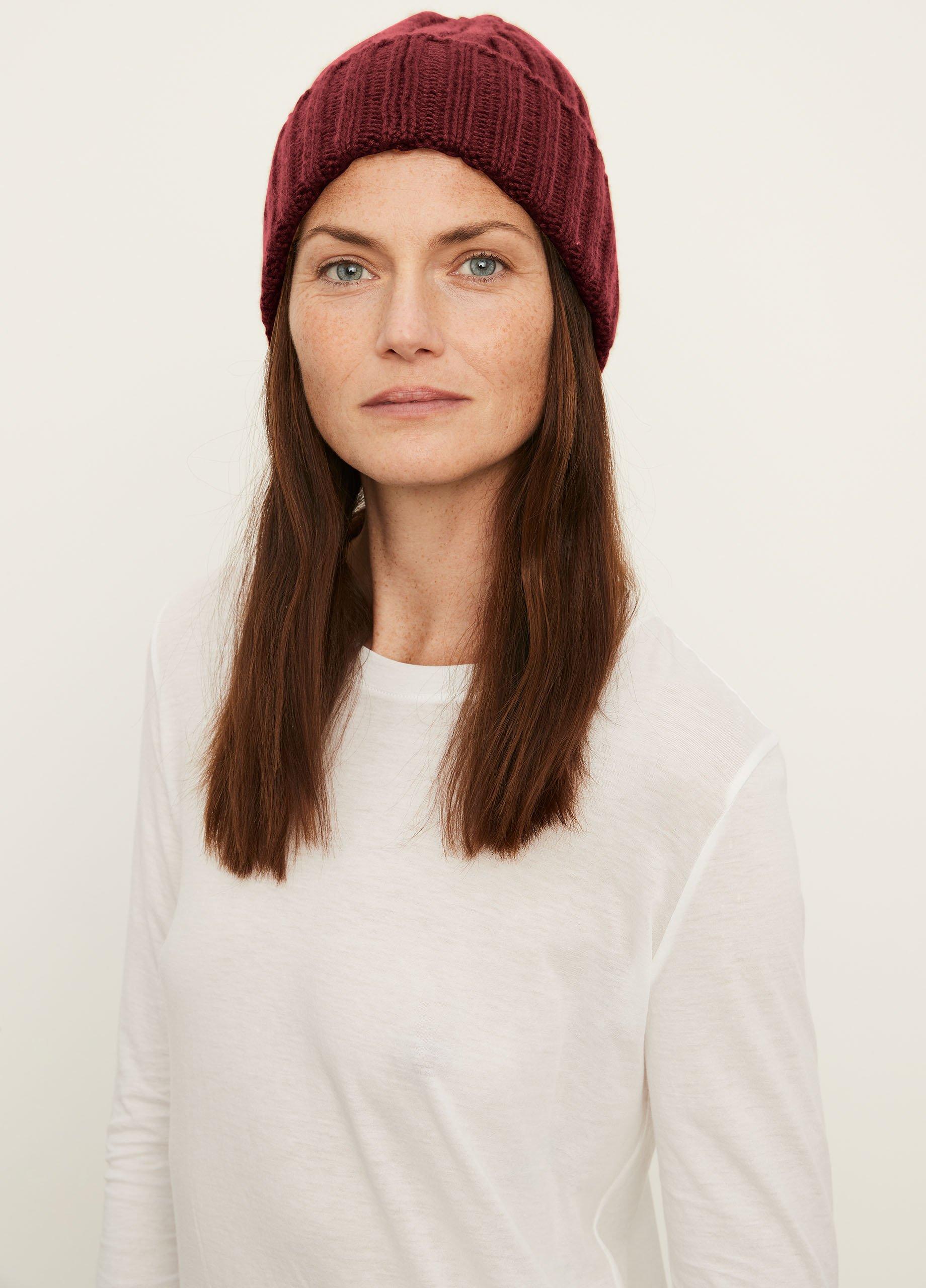 Ribbed Cashmere Beanie image number 1