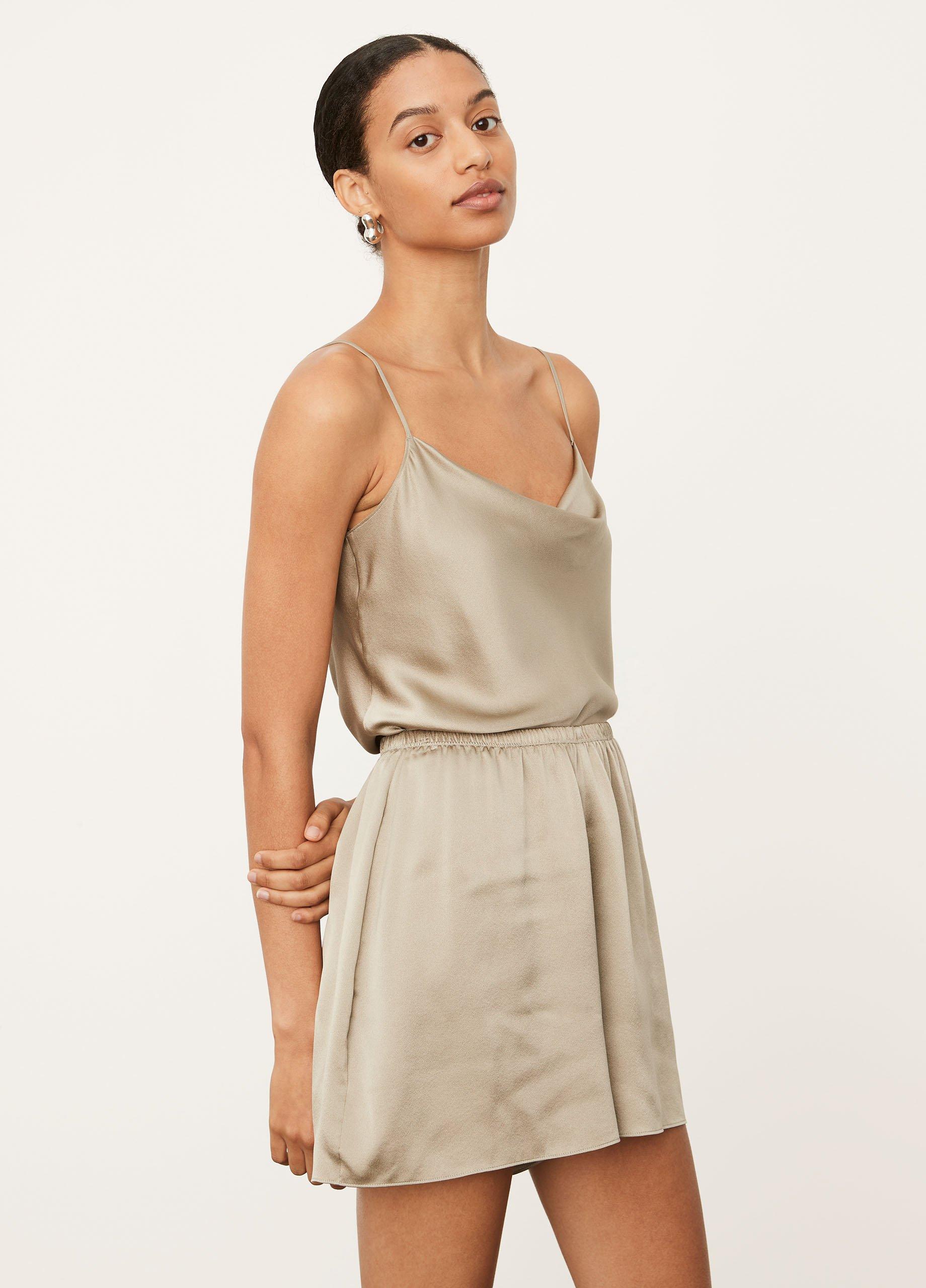 Satin Lounge Gift Set image number 2