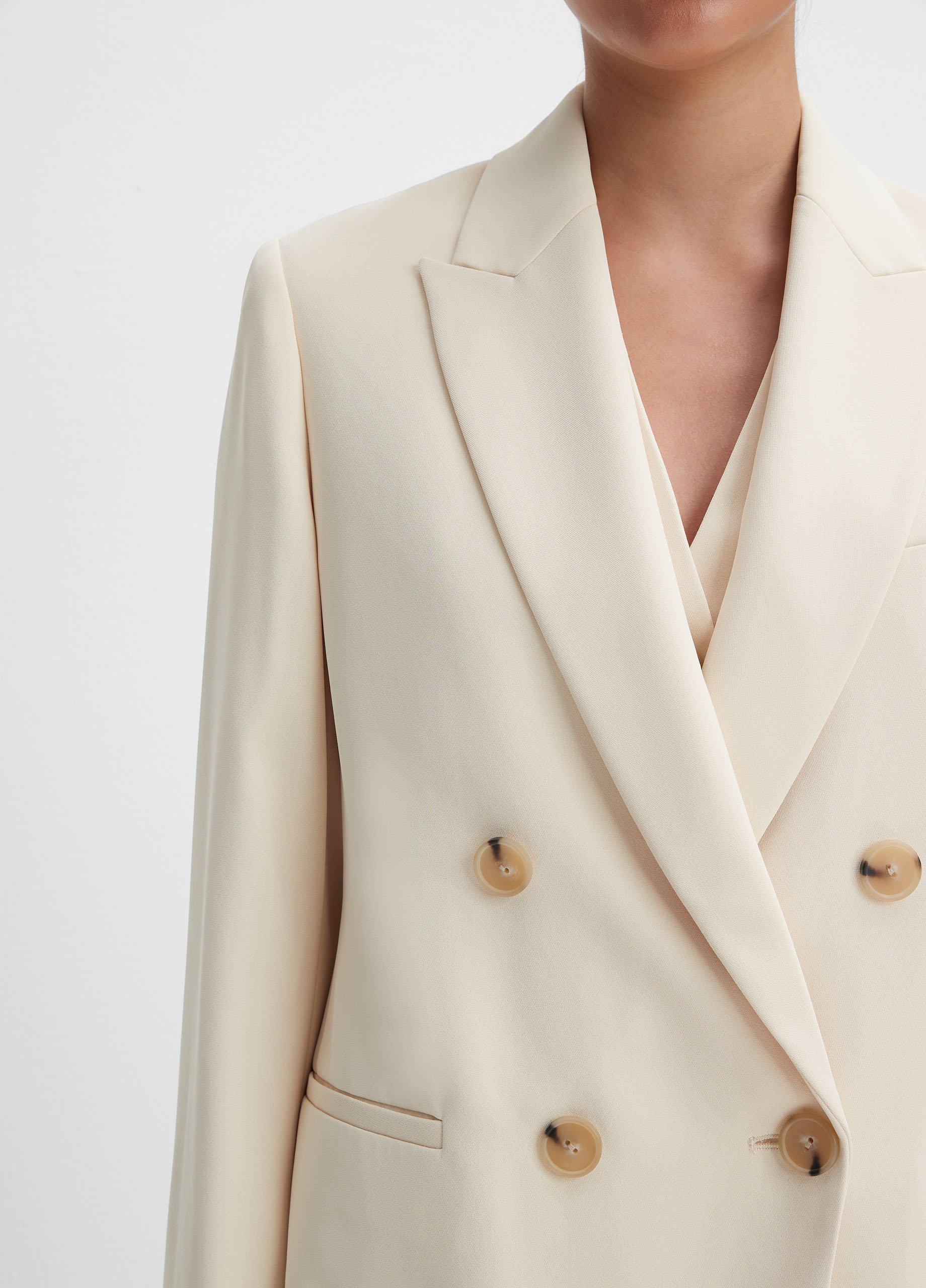 Double-breasted crêpe blazer in beige - The Sei