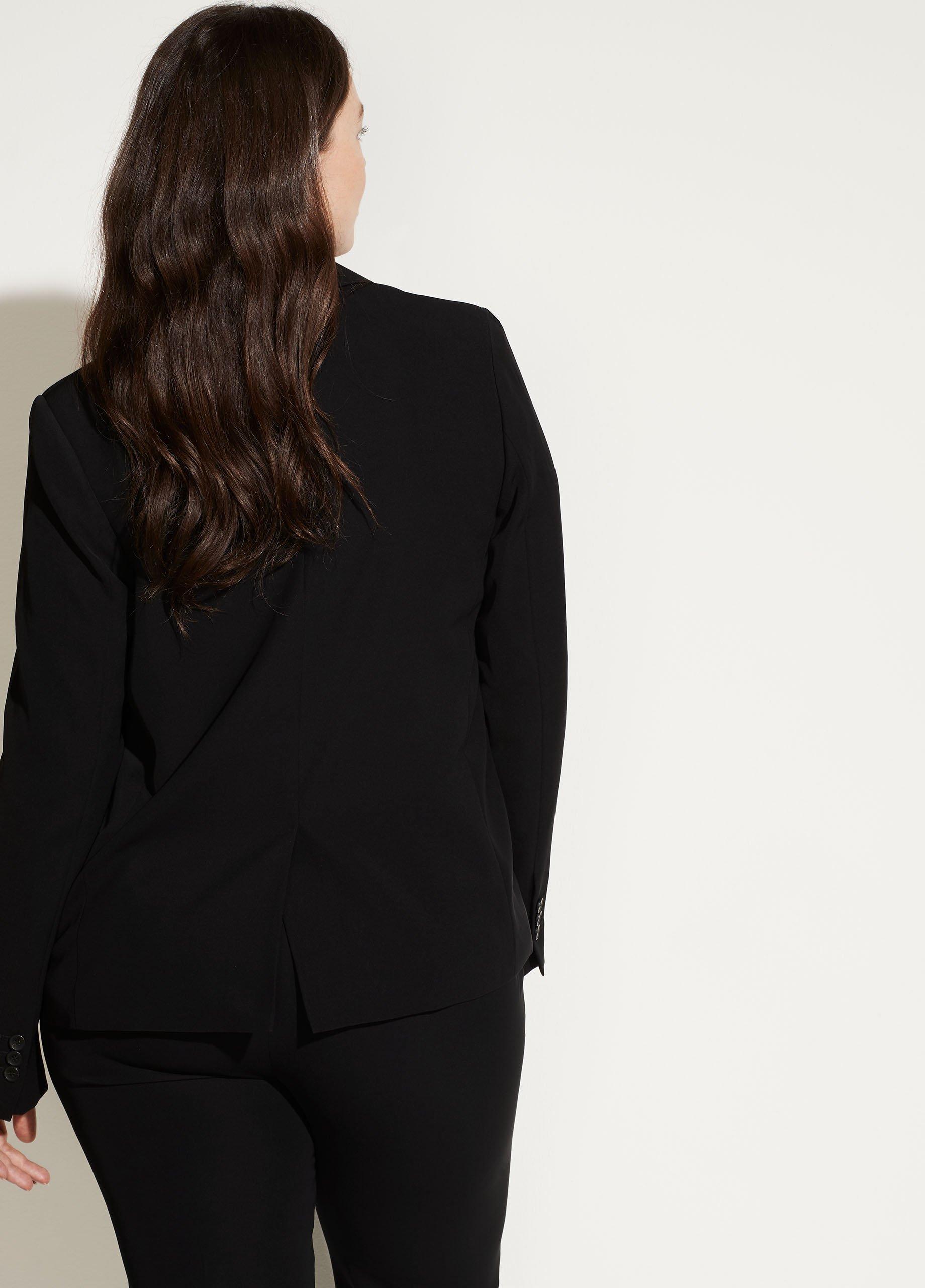 Blazer image number 3