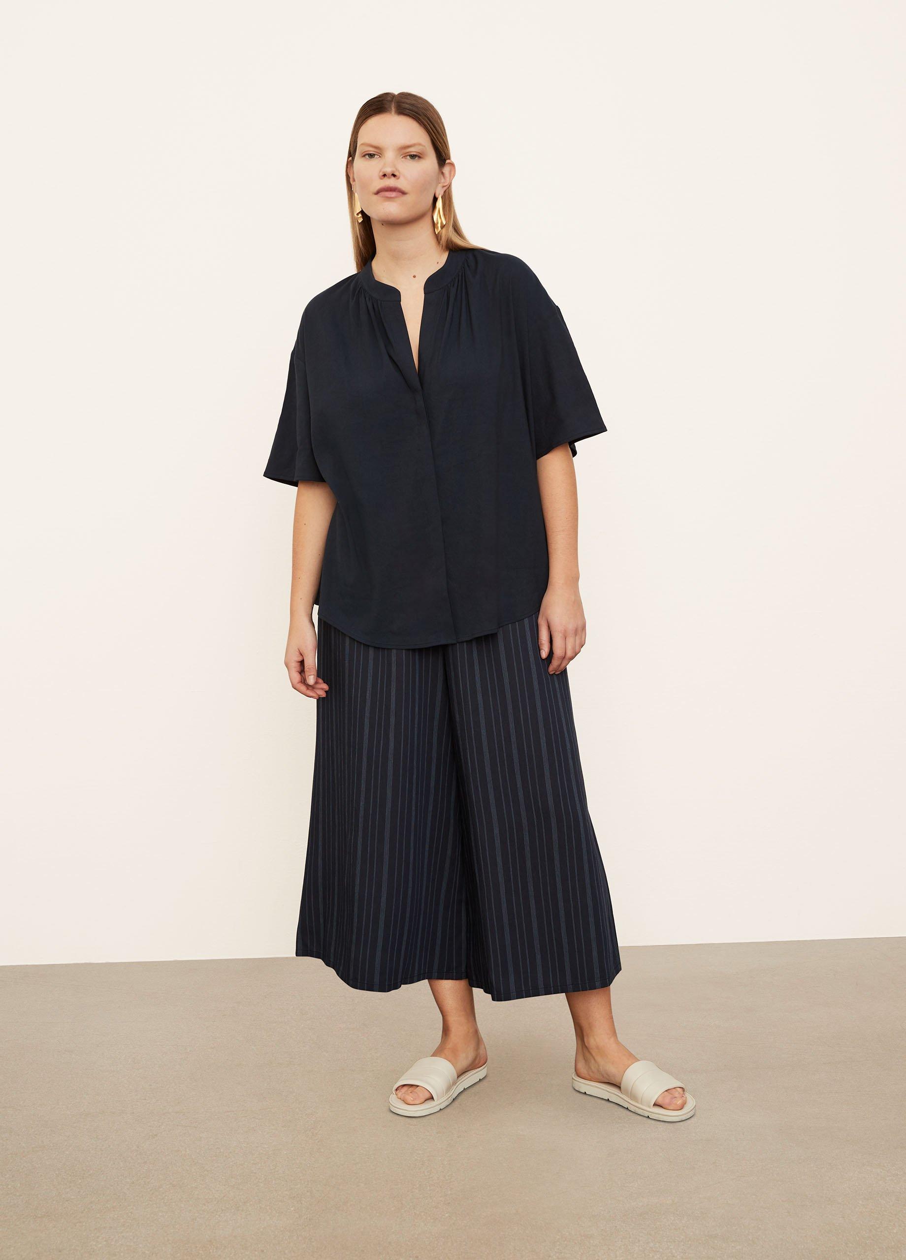 Short Sleeve Shirred Band Collar Blouse image number 0