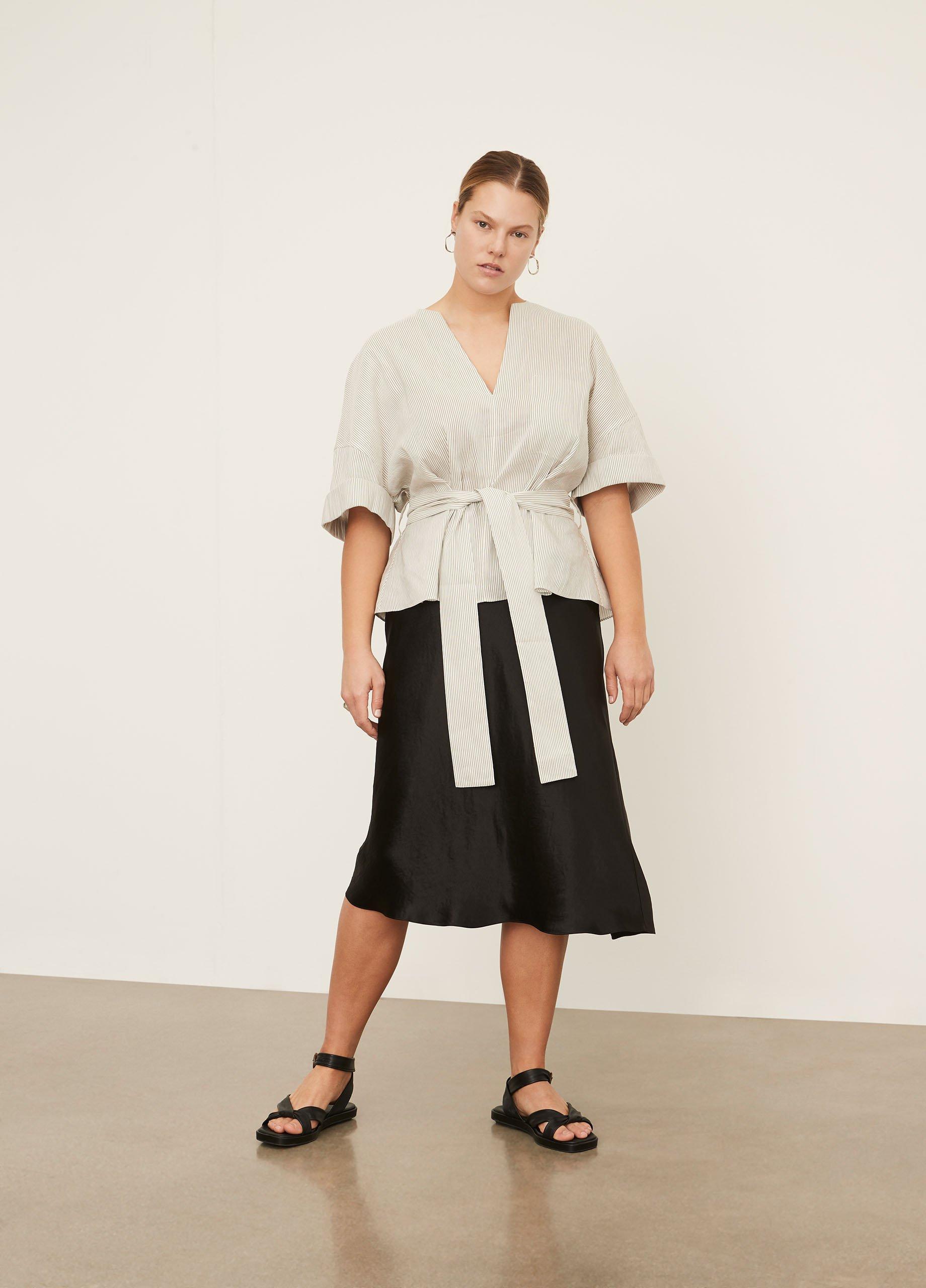 Stripe Cuffed Short Sleeve V-Neck Blouse, White/black, Size 2XL Vince