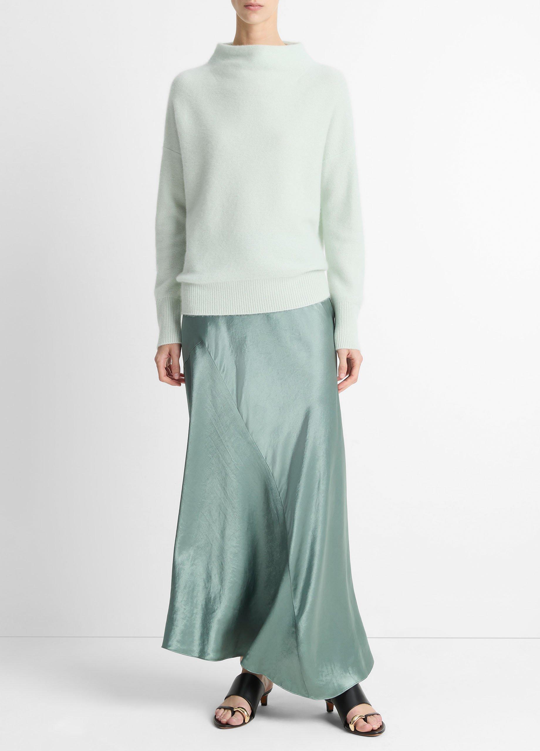 Plush Cashmere Funnel-Neck Sweater image number 3