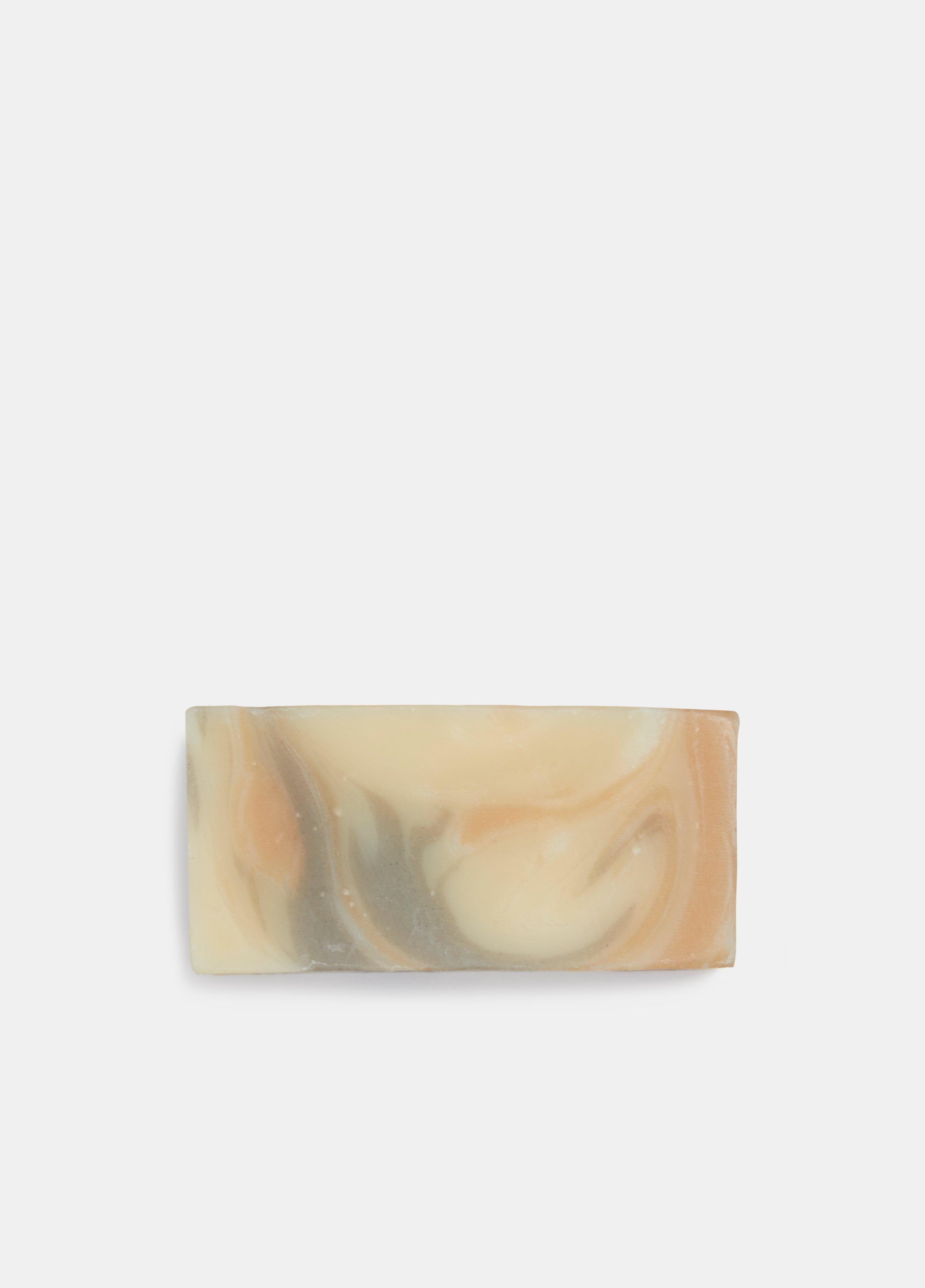 BINU BINU / Golden Ginseng Soap image number 1