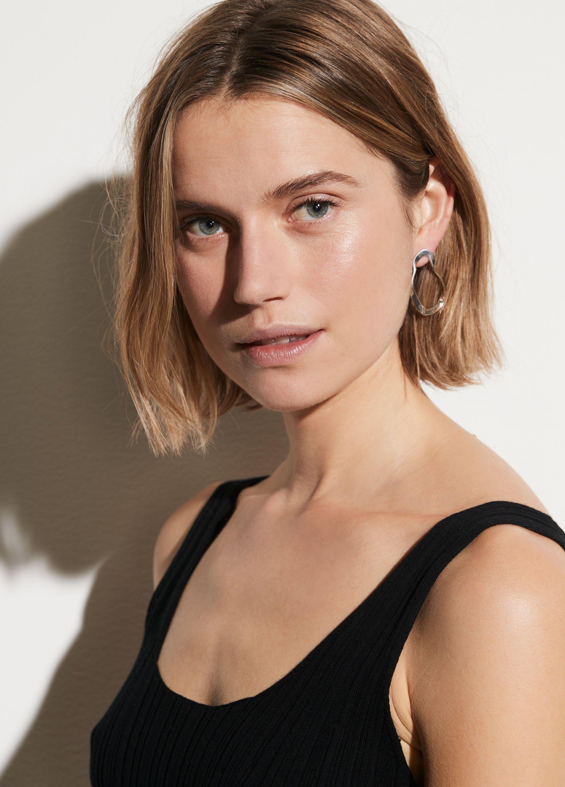 AGMES Small Vera Earrings image number 3