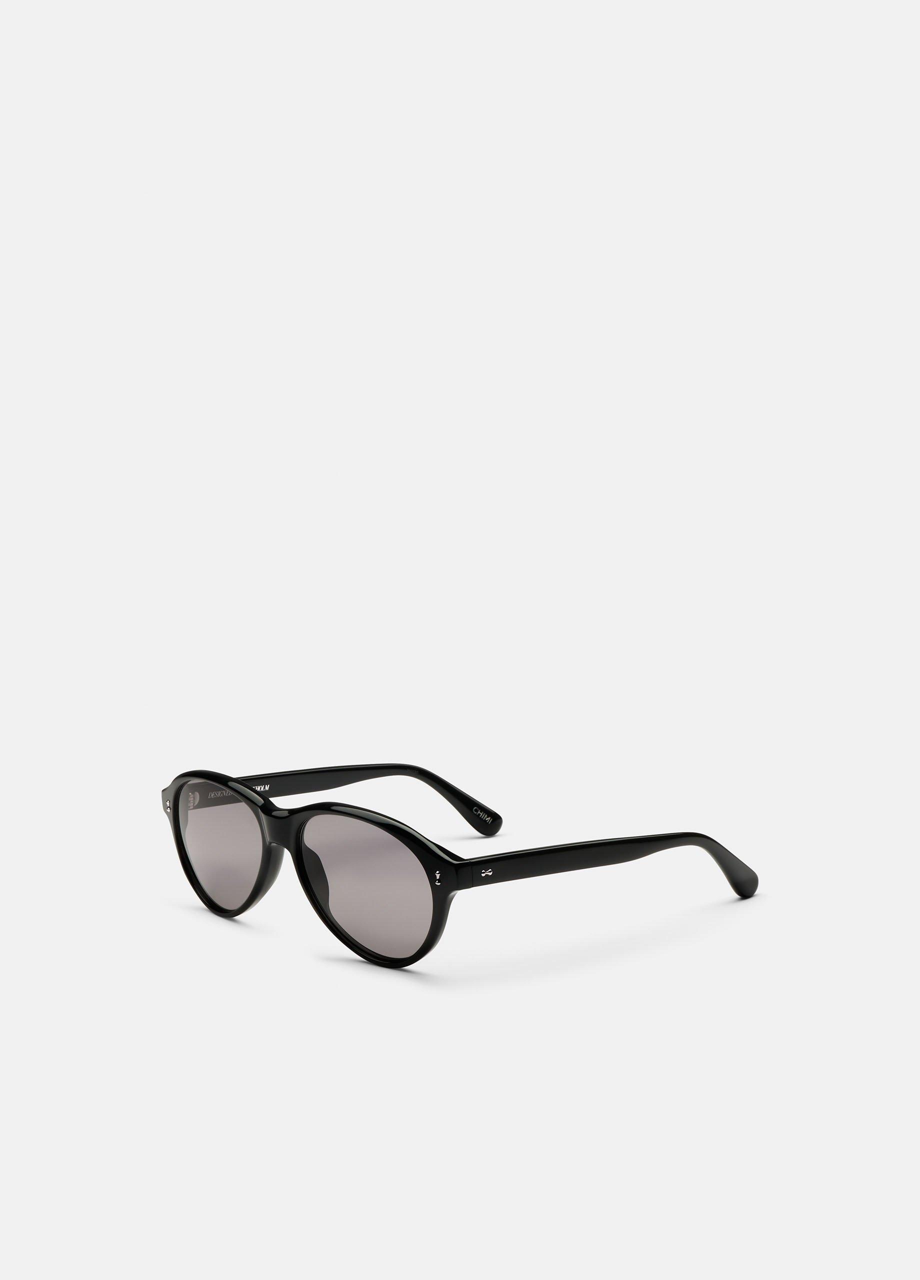 Chimi Tome Sunglasses in Sunglasses | Vince