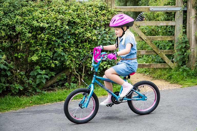 Teaching older child store to ride bike