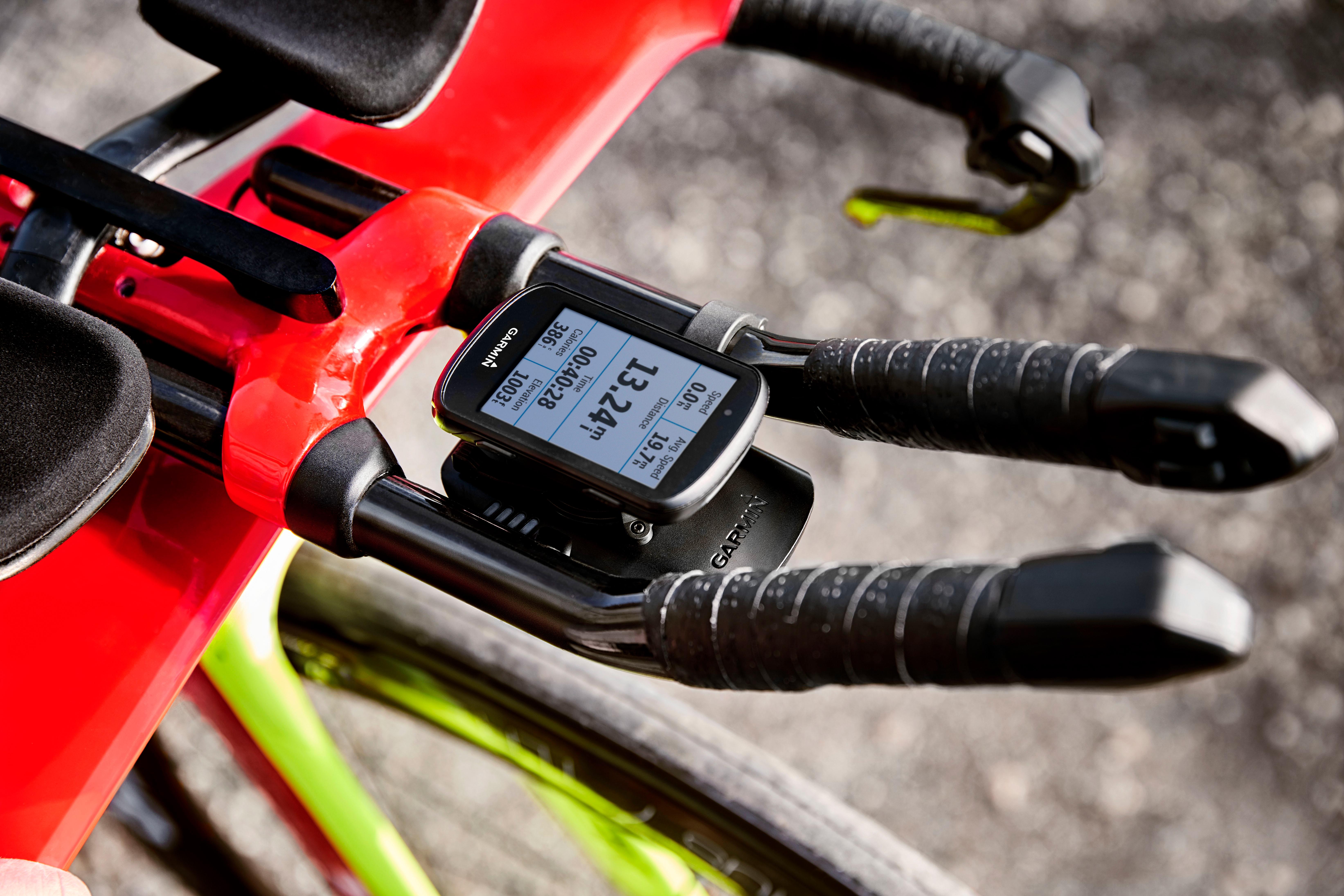 Rapha Bike - El Garmin 530 Edge es una computadora