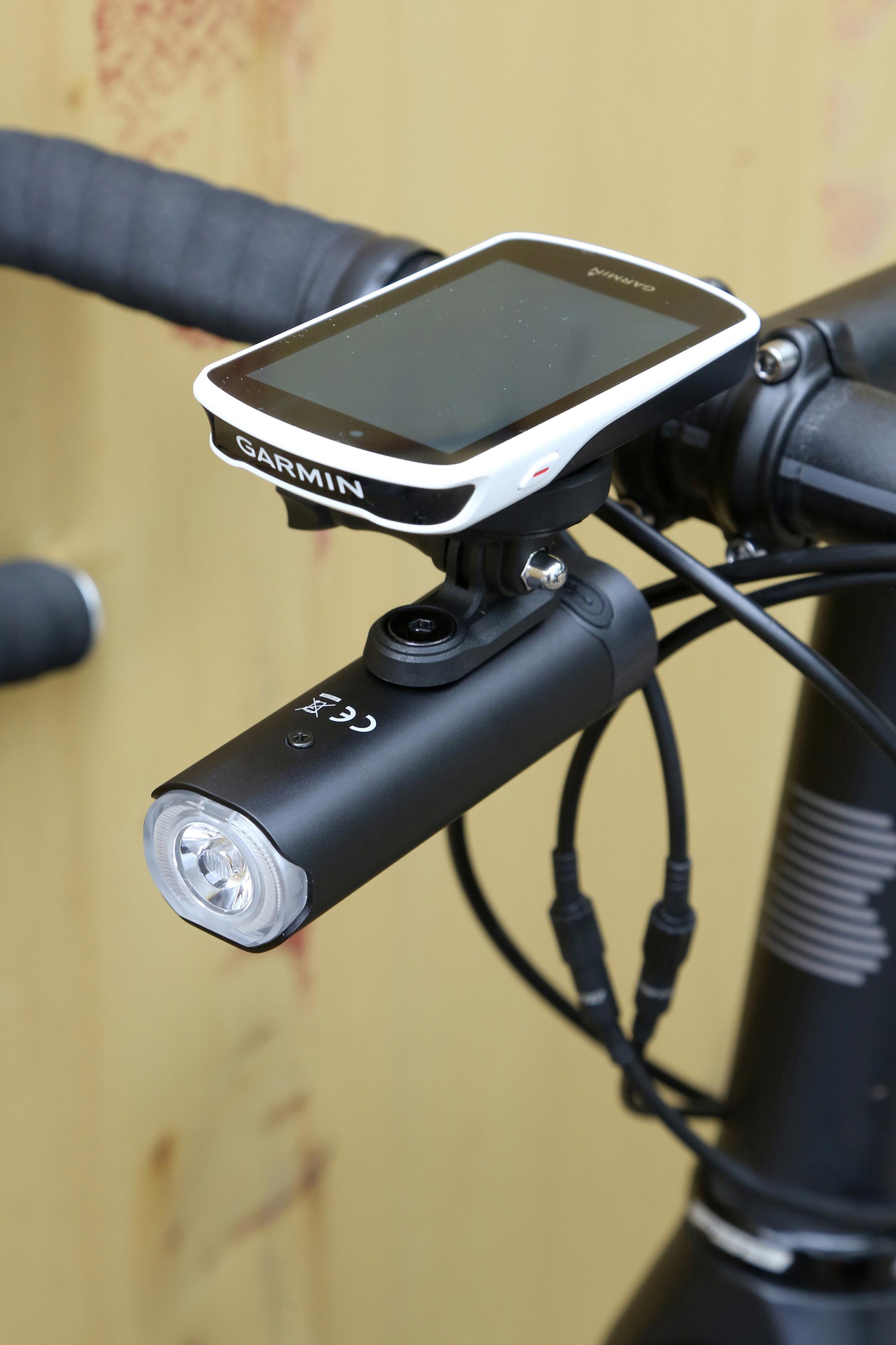 halfords advanced bike light