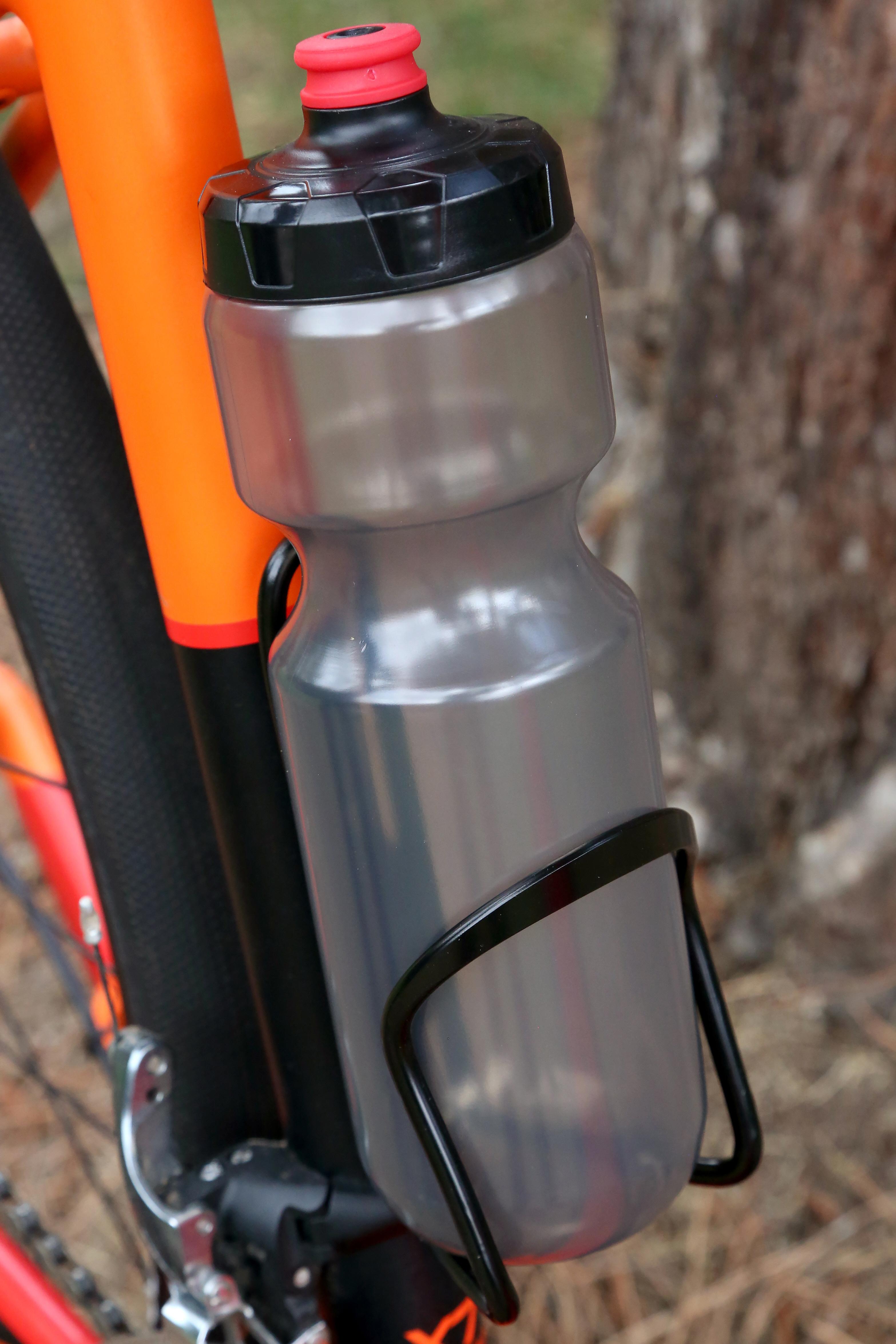 slim cycle water bottle holder