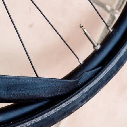 How to replace a bike tyre inner tube