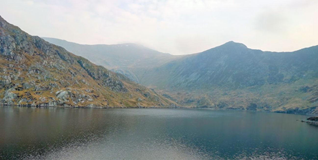 Snowdonia
        Mountains 1