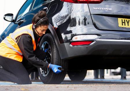 10 Point Car Check with The Halfords Motoring Club