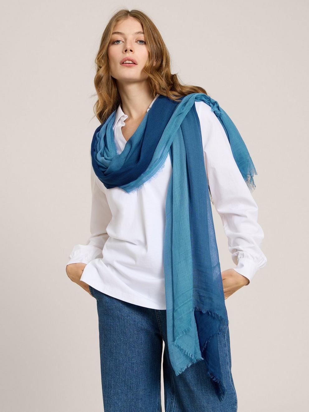 Dreaming Away Scarf in COBALT BLUE - MODEL FRONT