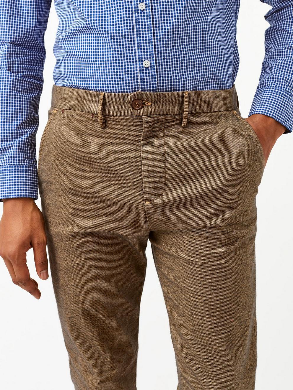 Glissade Trousers in GOLD - MODEL DETAIL