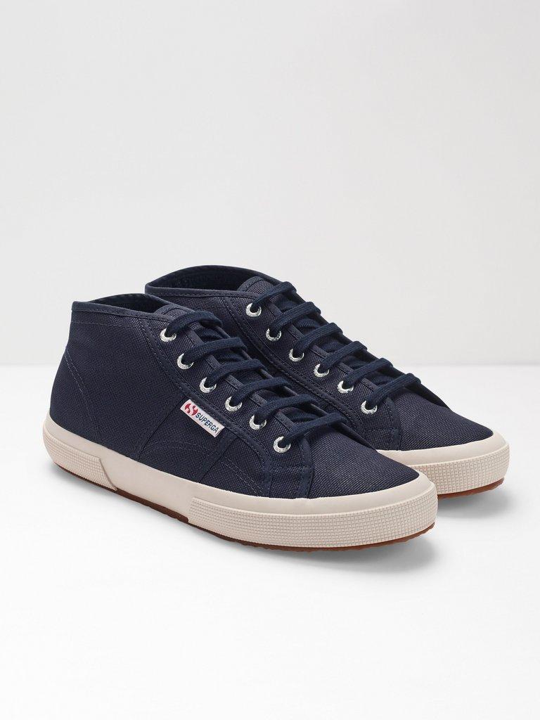 Womens 2754 Cotu Trainer in NAVY - MODEL FRONT