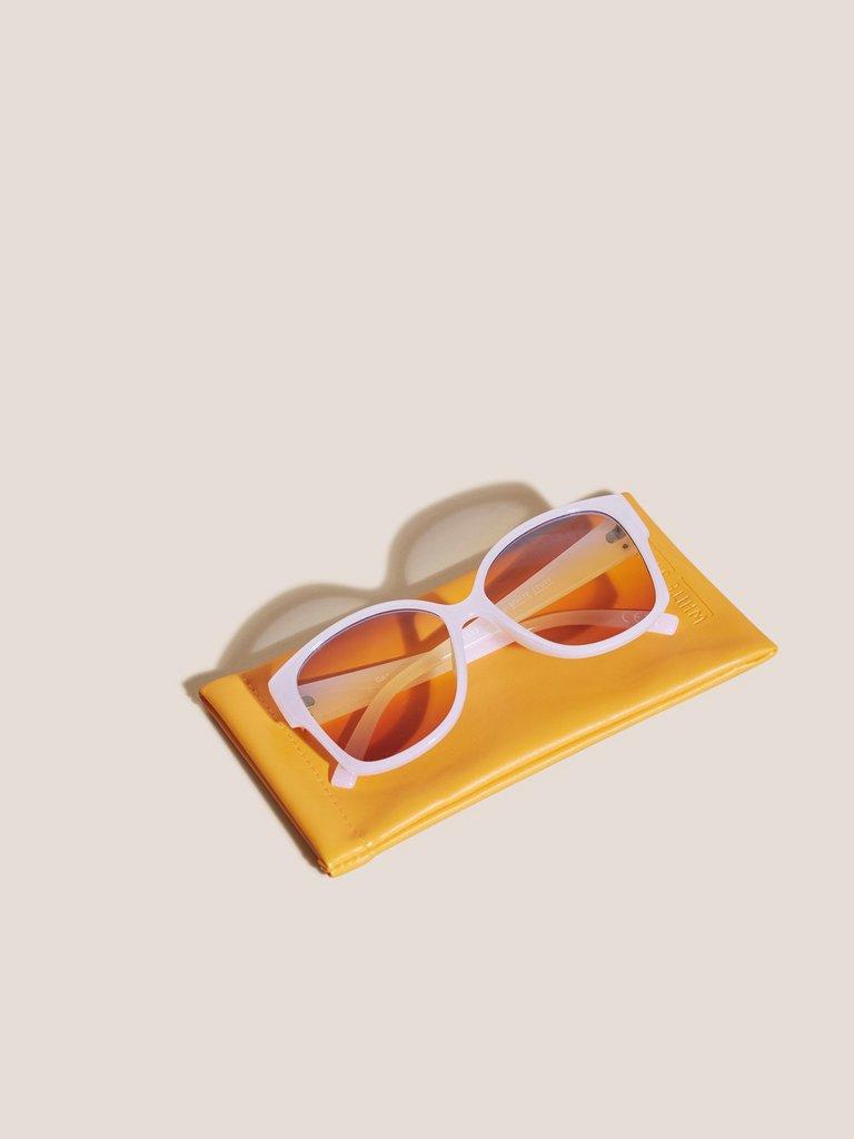 Tortoise Shell Sunglasses in TORTOISE SHELL - FLAT FRONT