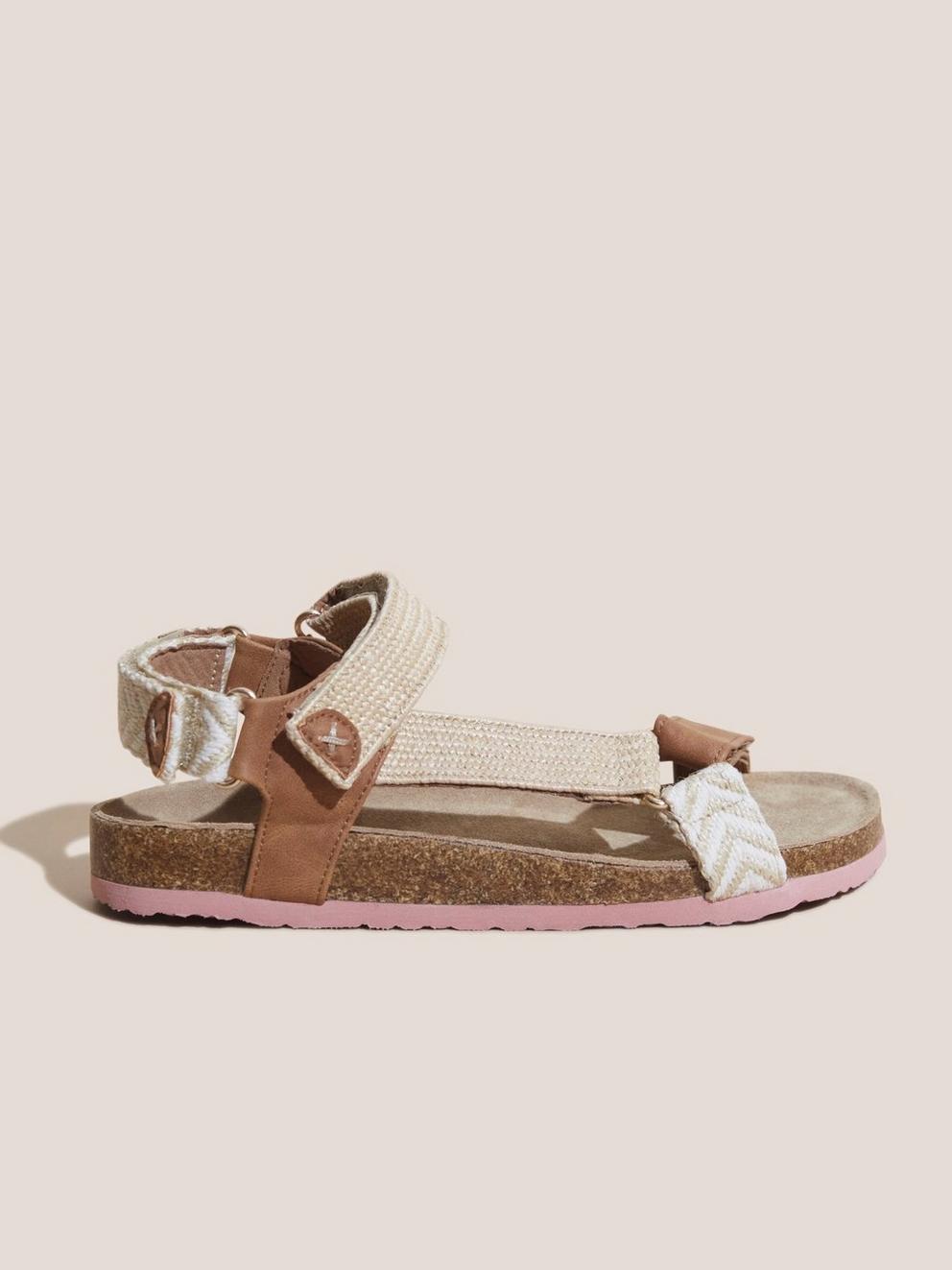 Havaianas origine hype in SAND - MODEL FRONT