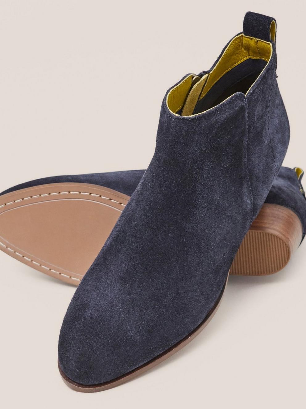 Ella Block Heeled Boot in NAVY - FLAT DETAIL