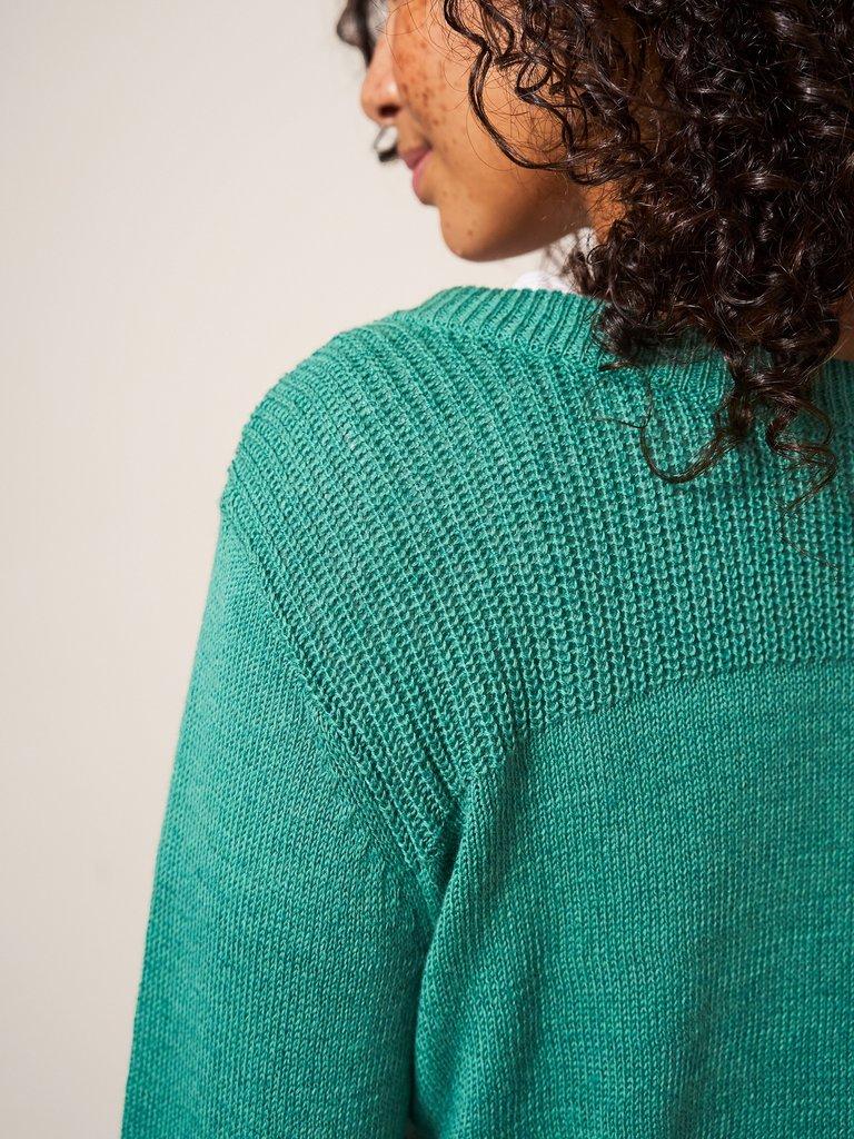 Tilly Cable Poncho in JADE GREEN - MODEL DETAIL